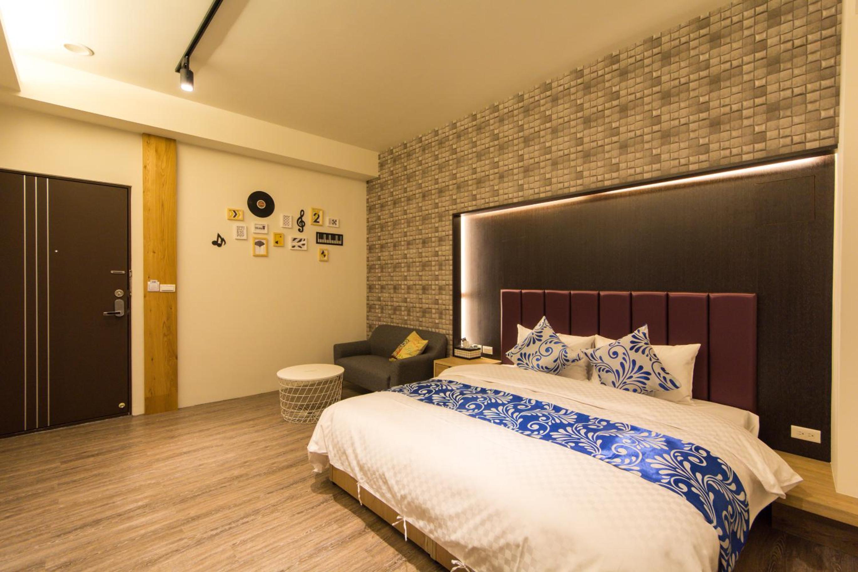 Deluxe Double Room With Bath