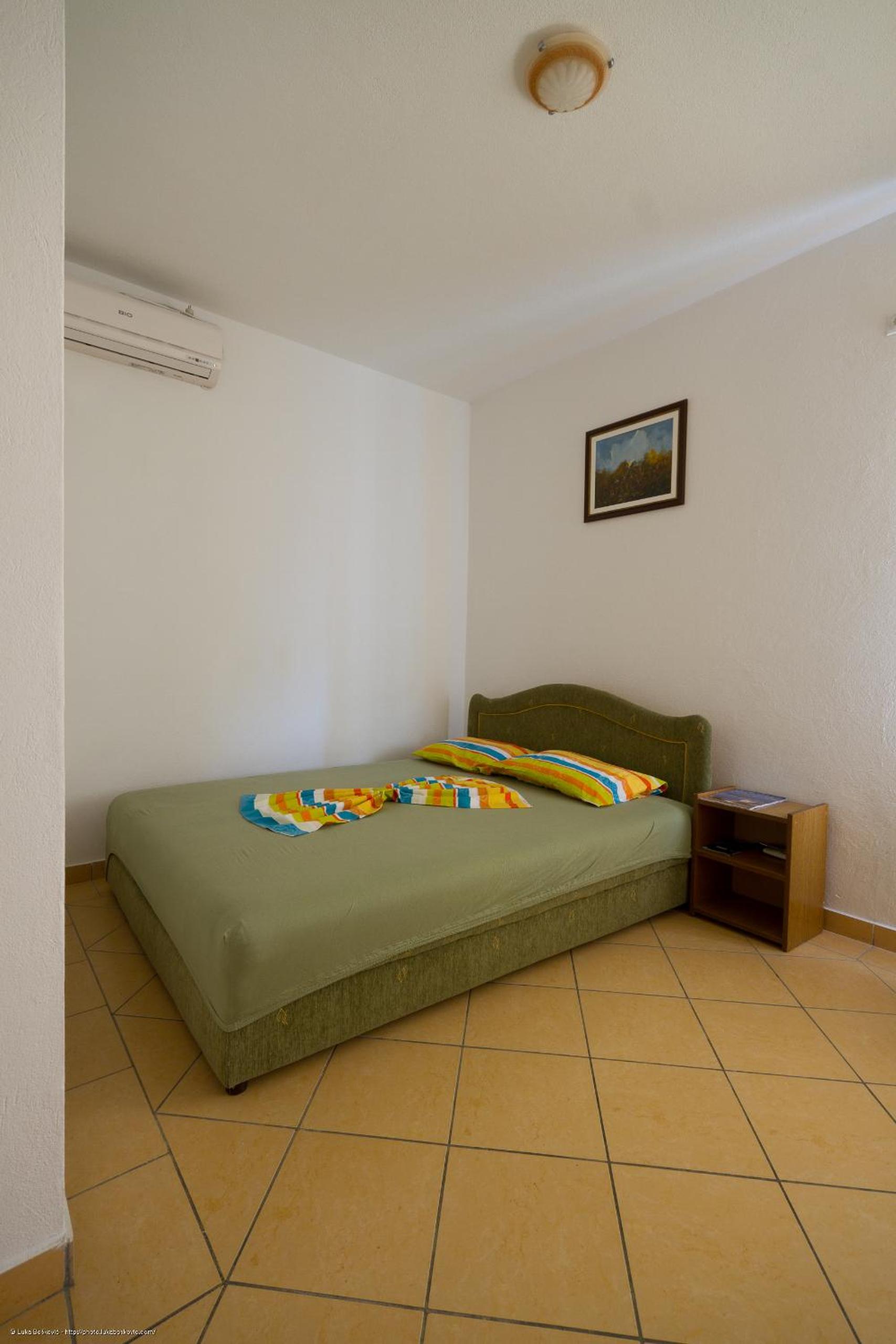 Two-Bedroom Apartment with Balcony (7 Adults)