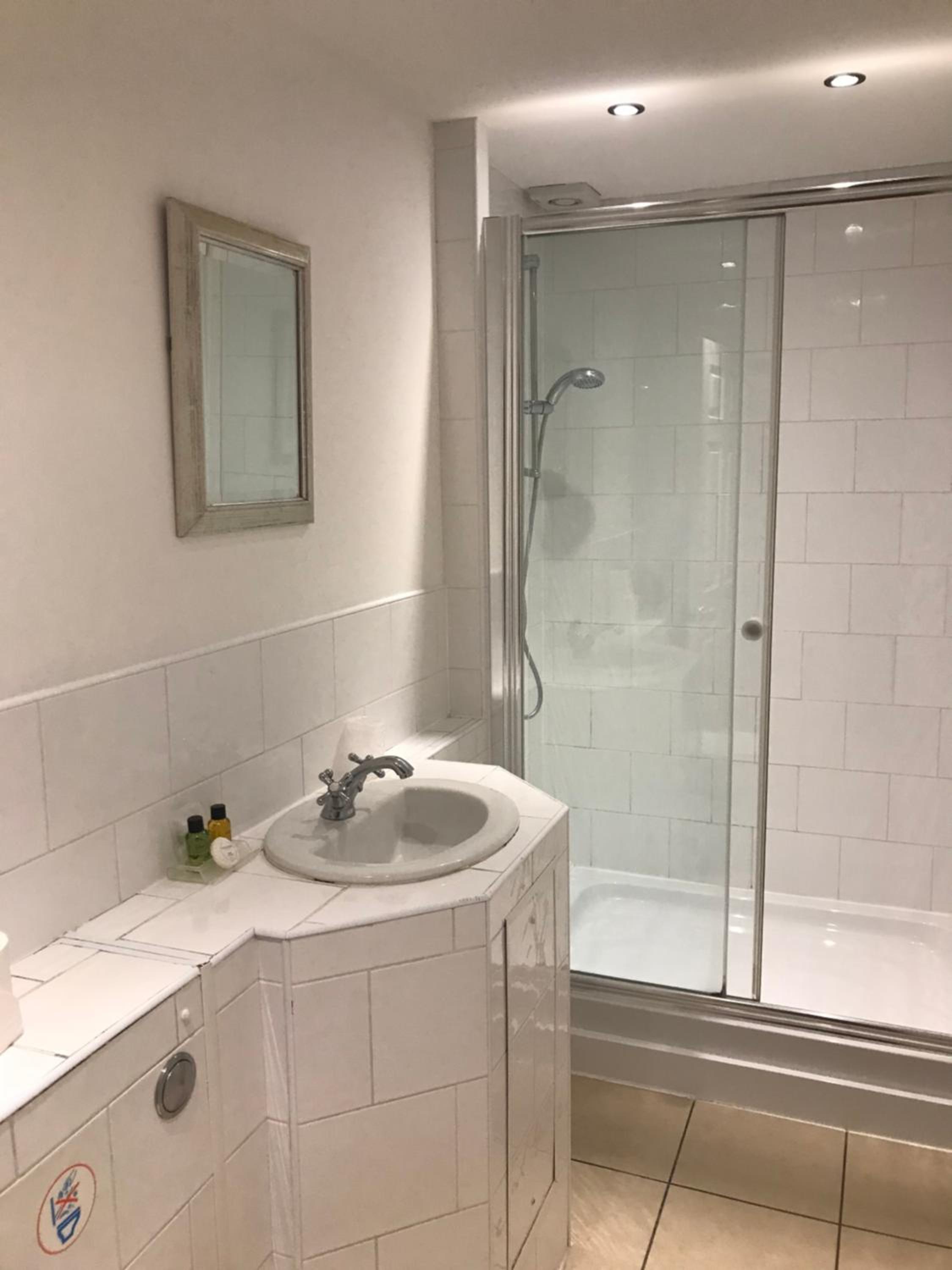 Deluxe Double Room - Photo 4