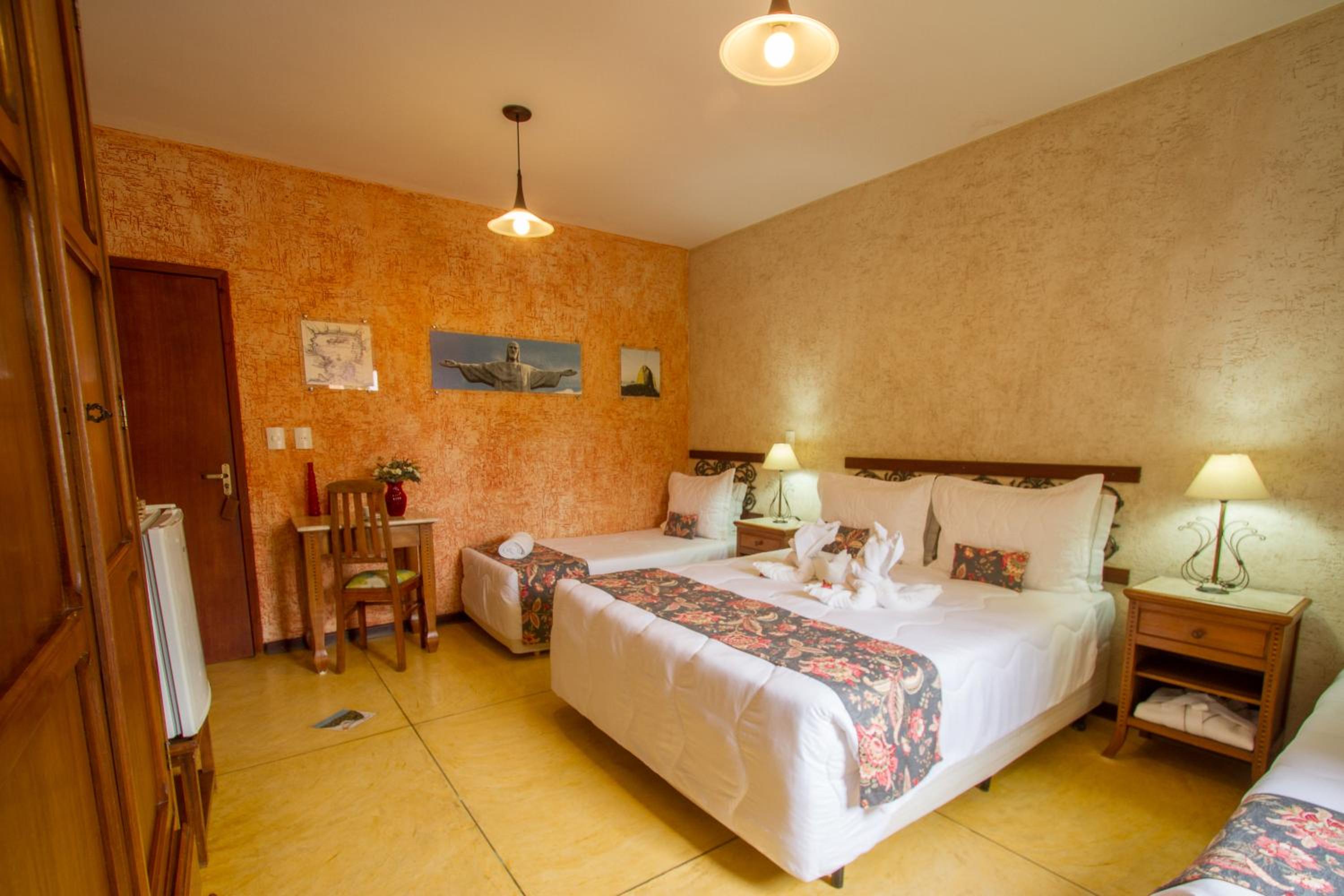 Deluxe Quadruple Room - Photo 3