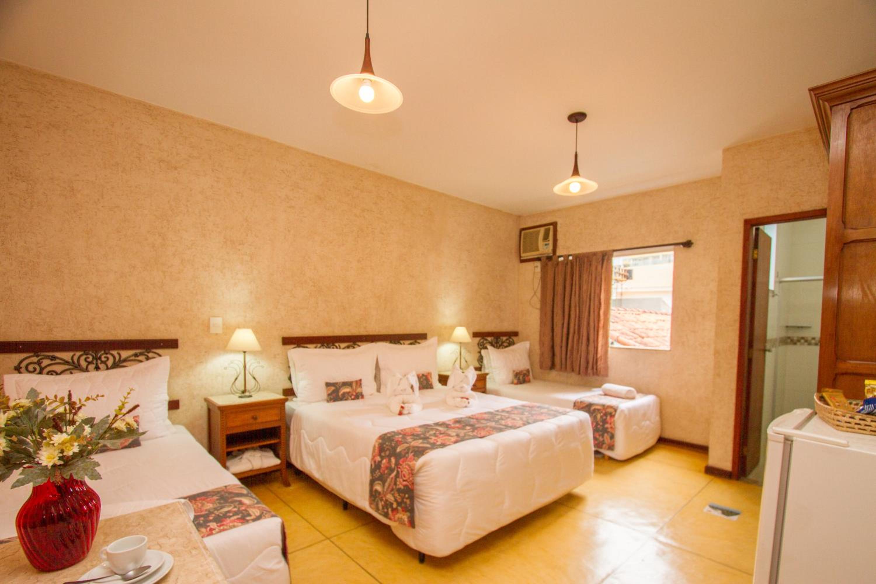 Deluxe Quadruple Room - Photo 1