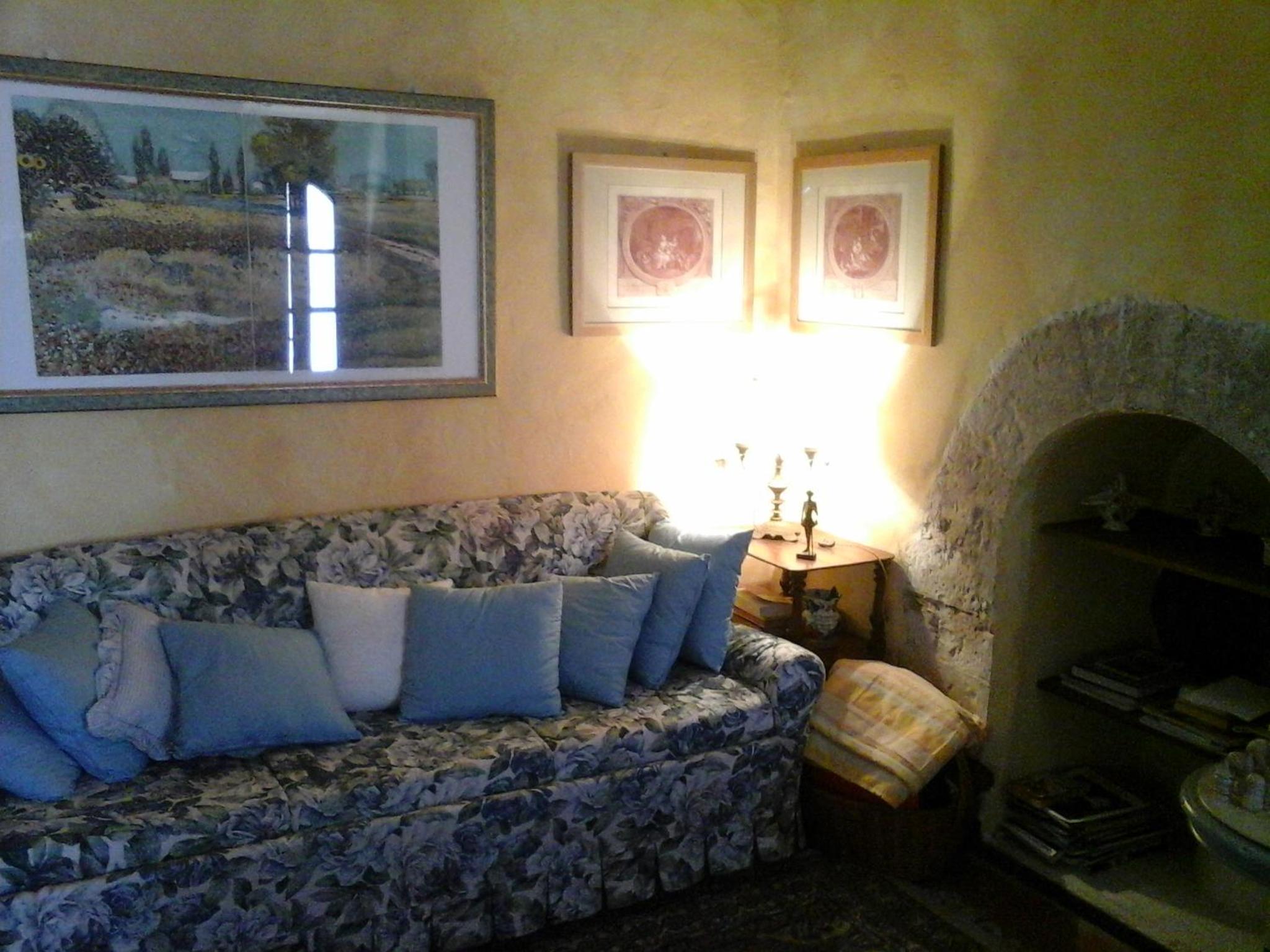Two-Bedroom House photo 2