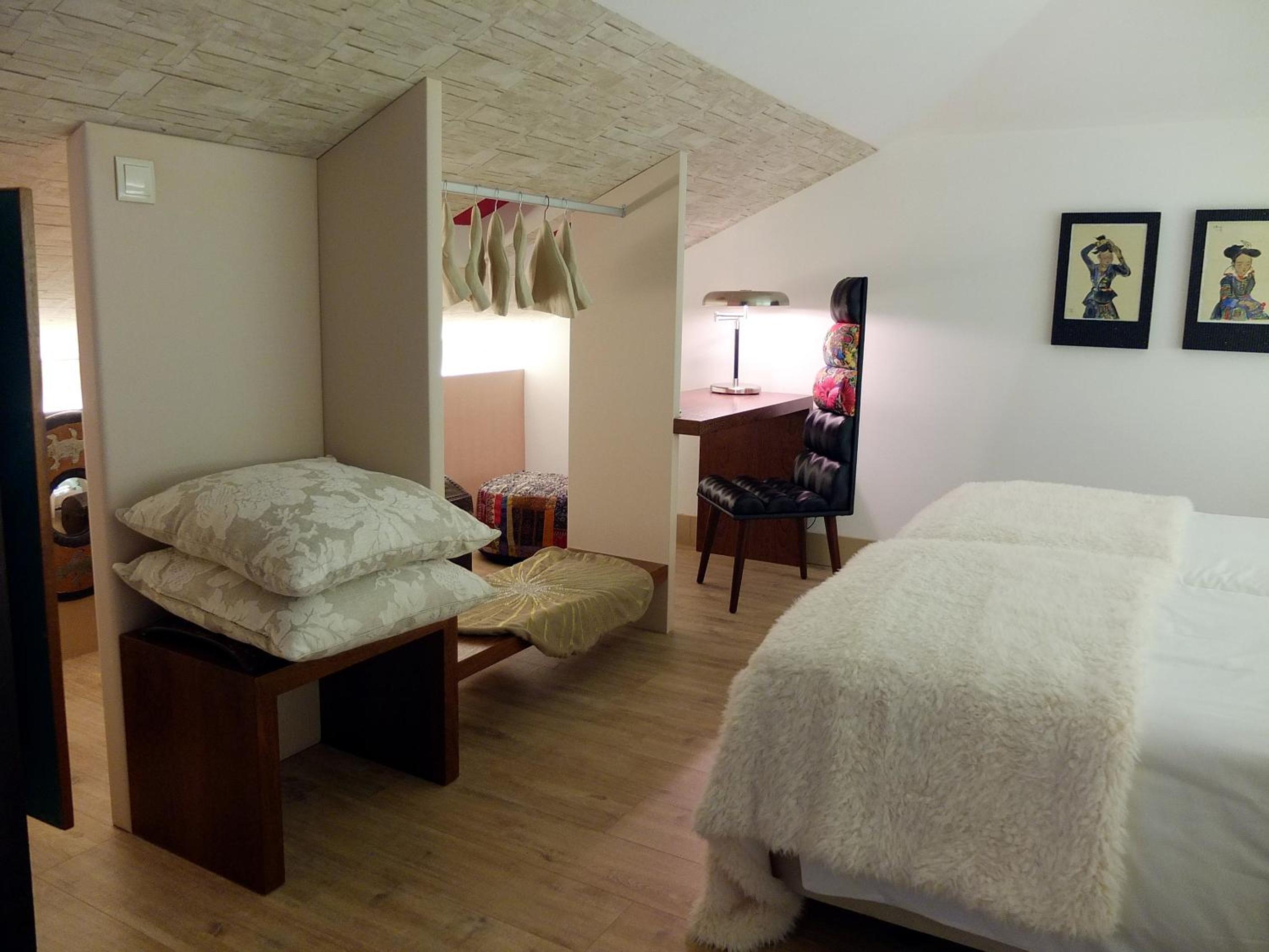 Three-Bedroom Villa - Photo 17