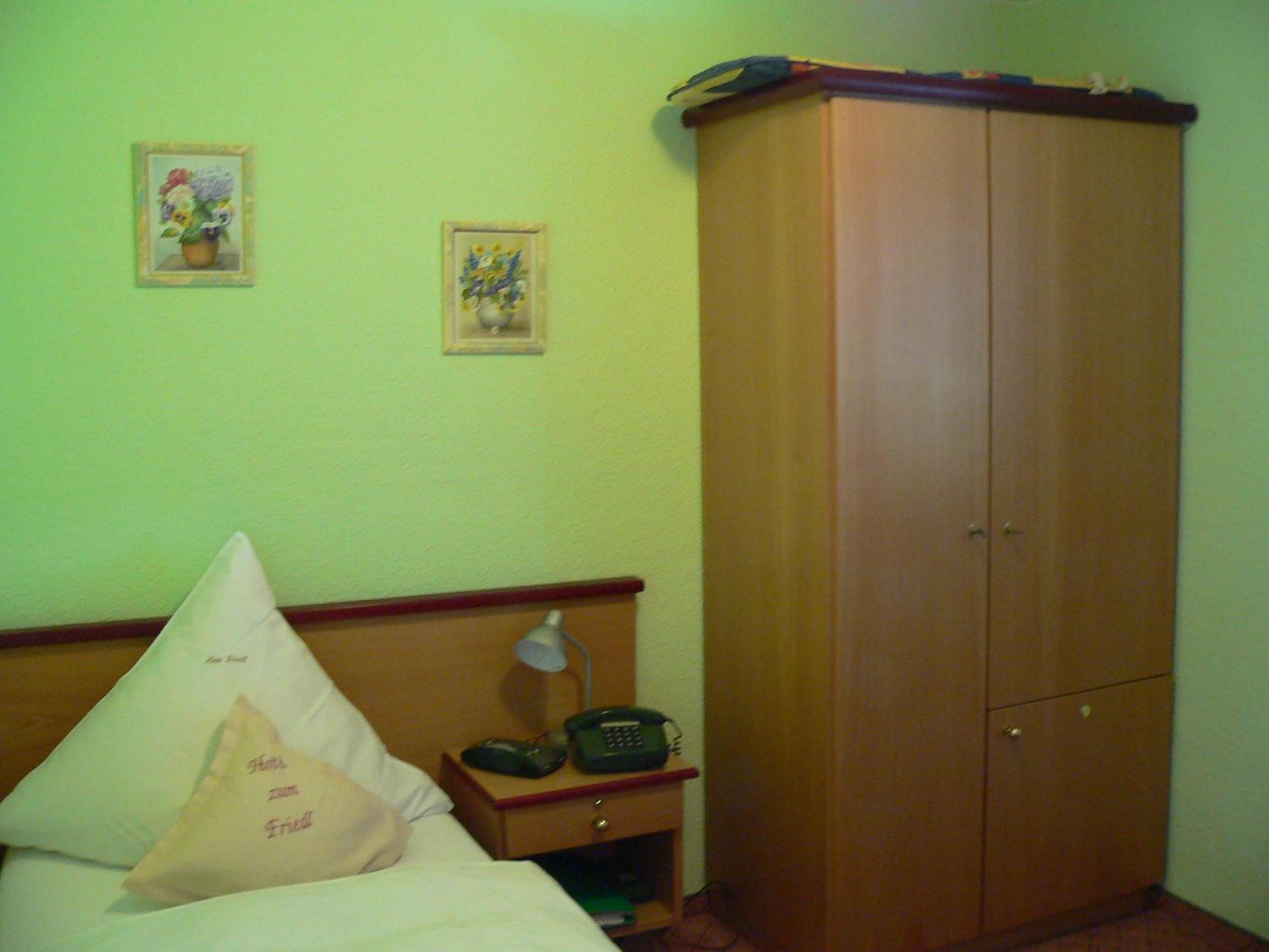 Single Room with Balcony photo 2