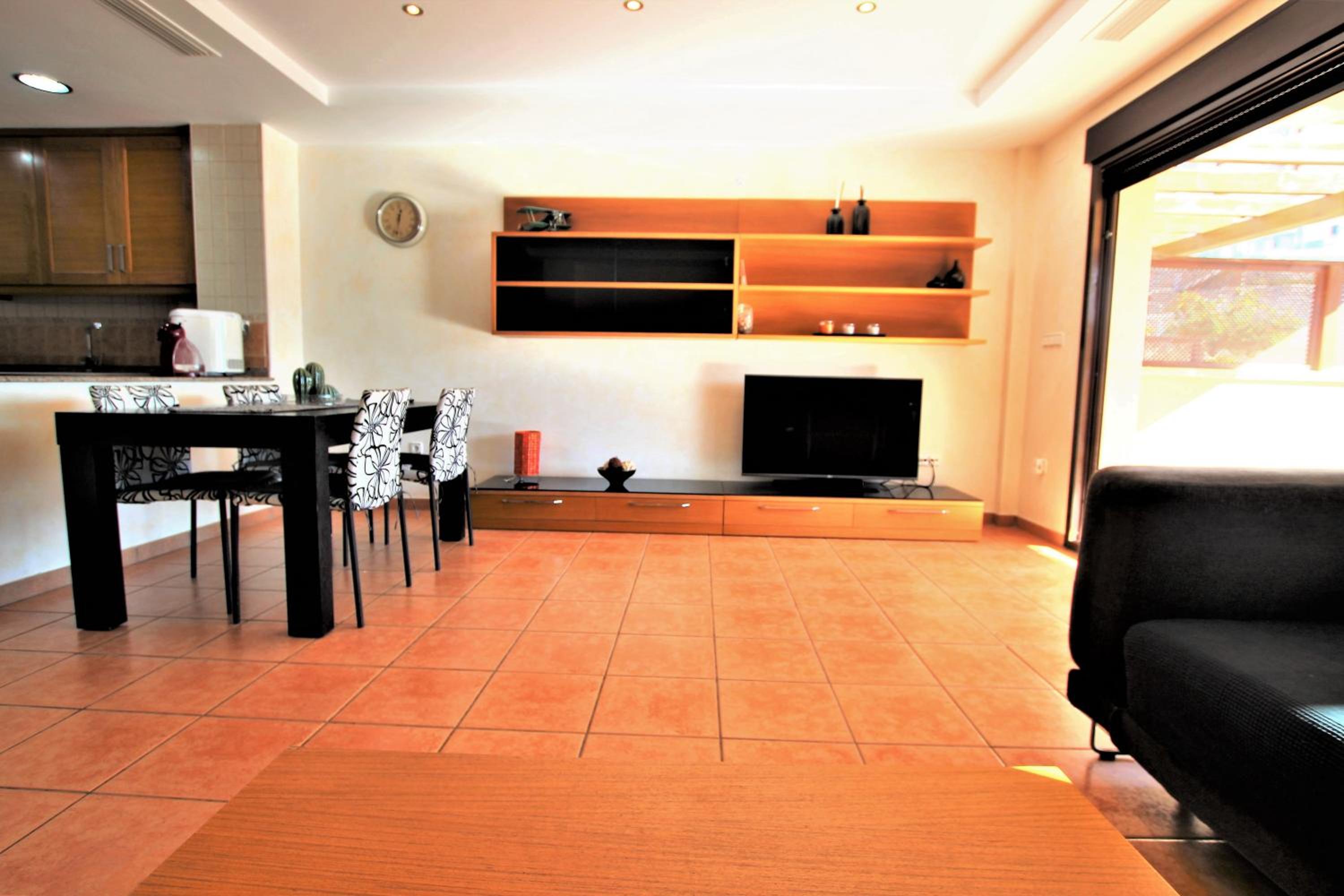 Three-Bedroom Townhouse photo 2