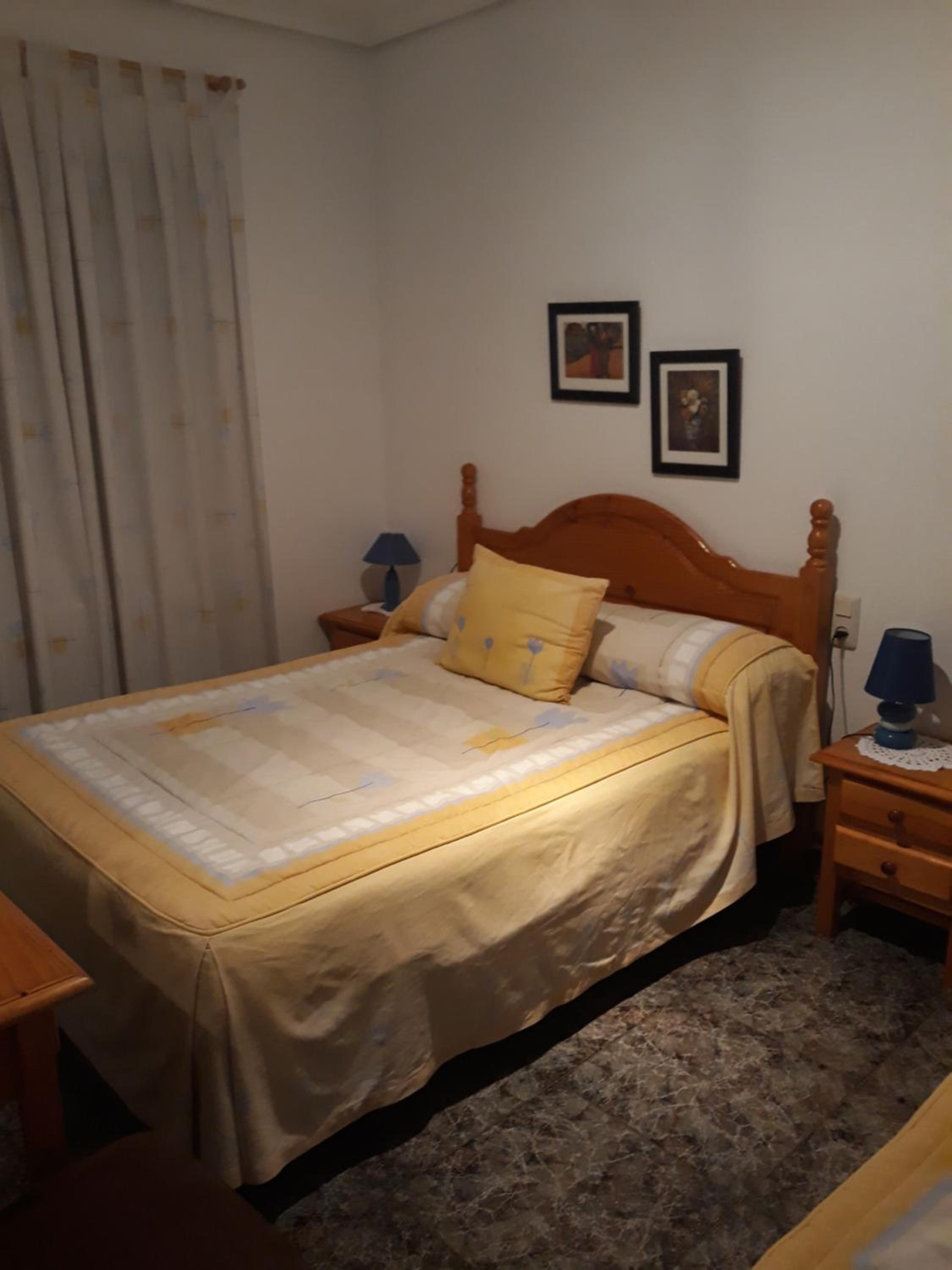 Habitación familiar con baño