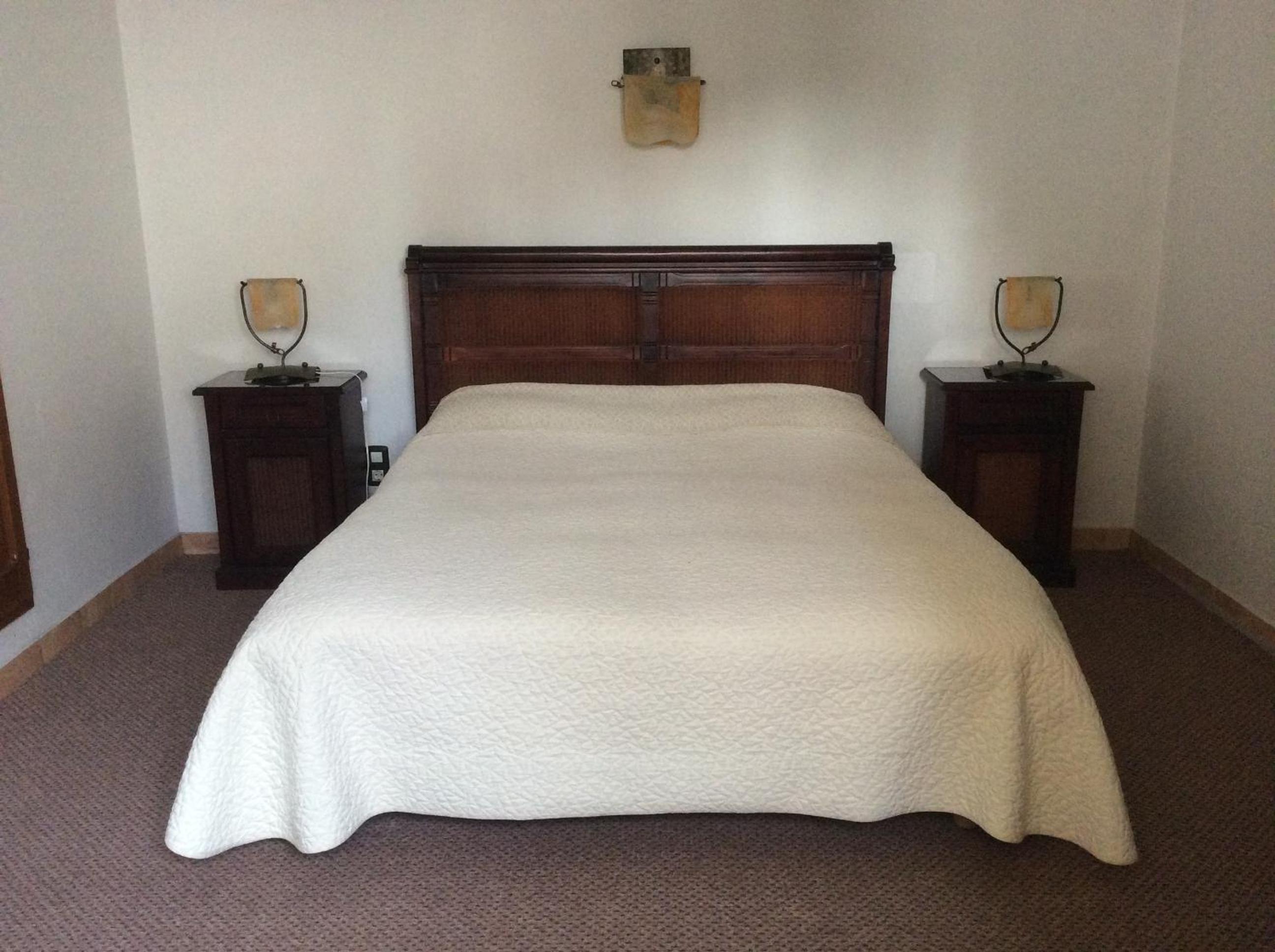 Double Room - Photo 4