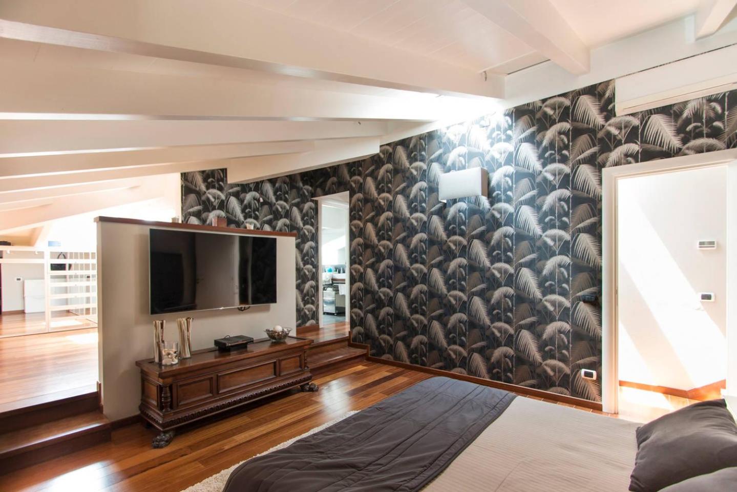 Villa photo 3