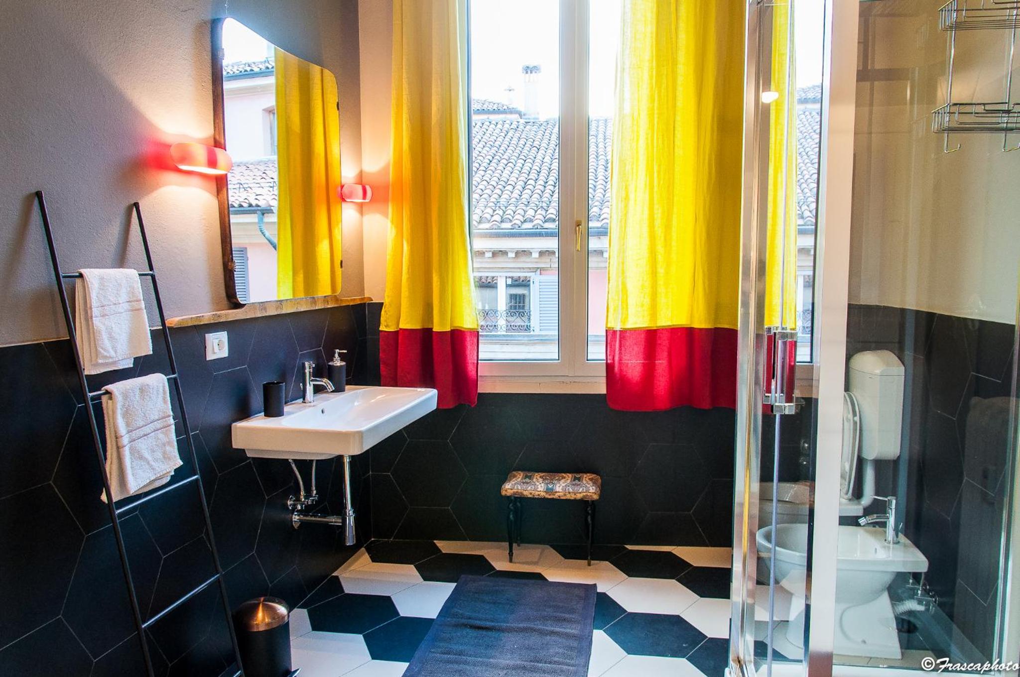 Deluxe Room - Photo 6