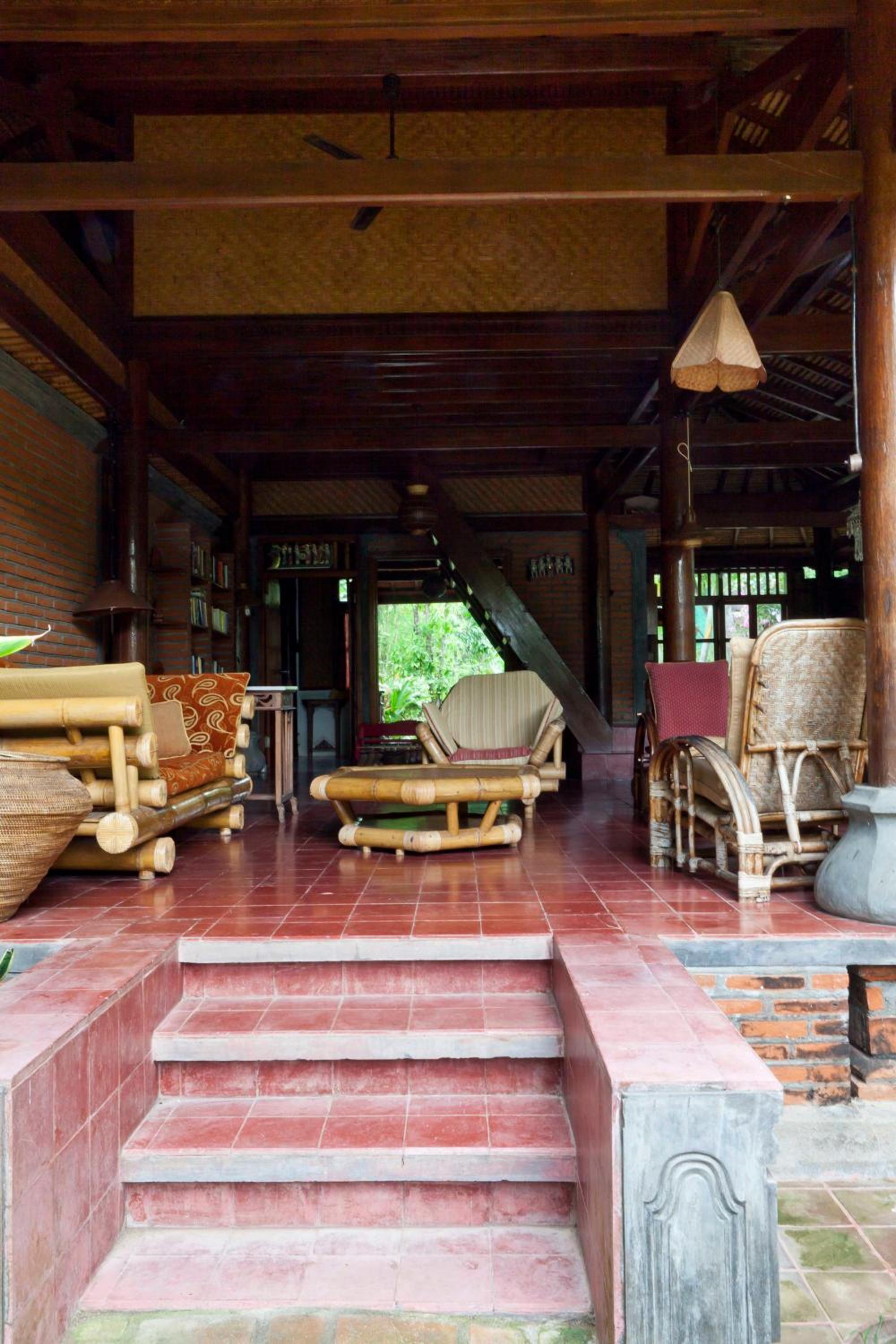 Four-Bedroom House - Photo 7
