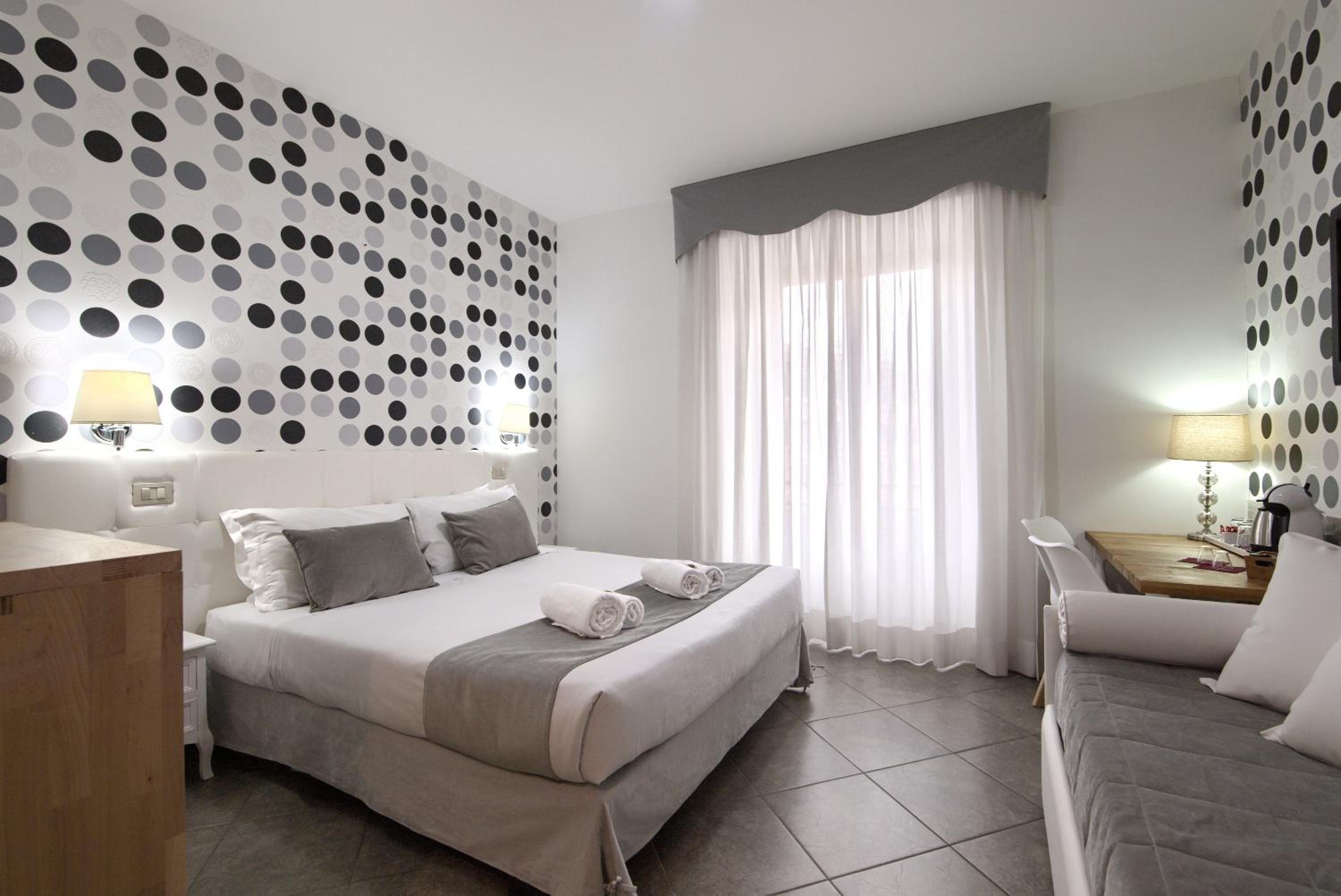 Superior Triple Room photo 2