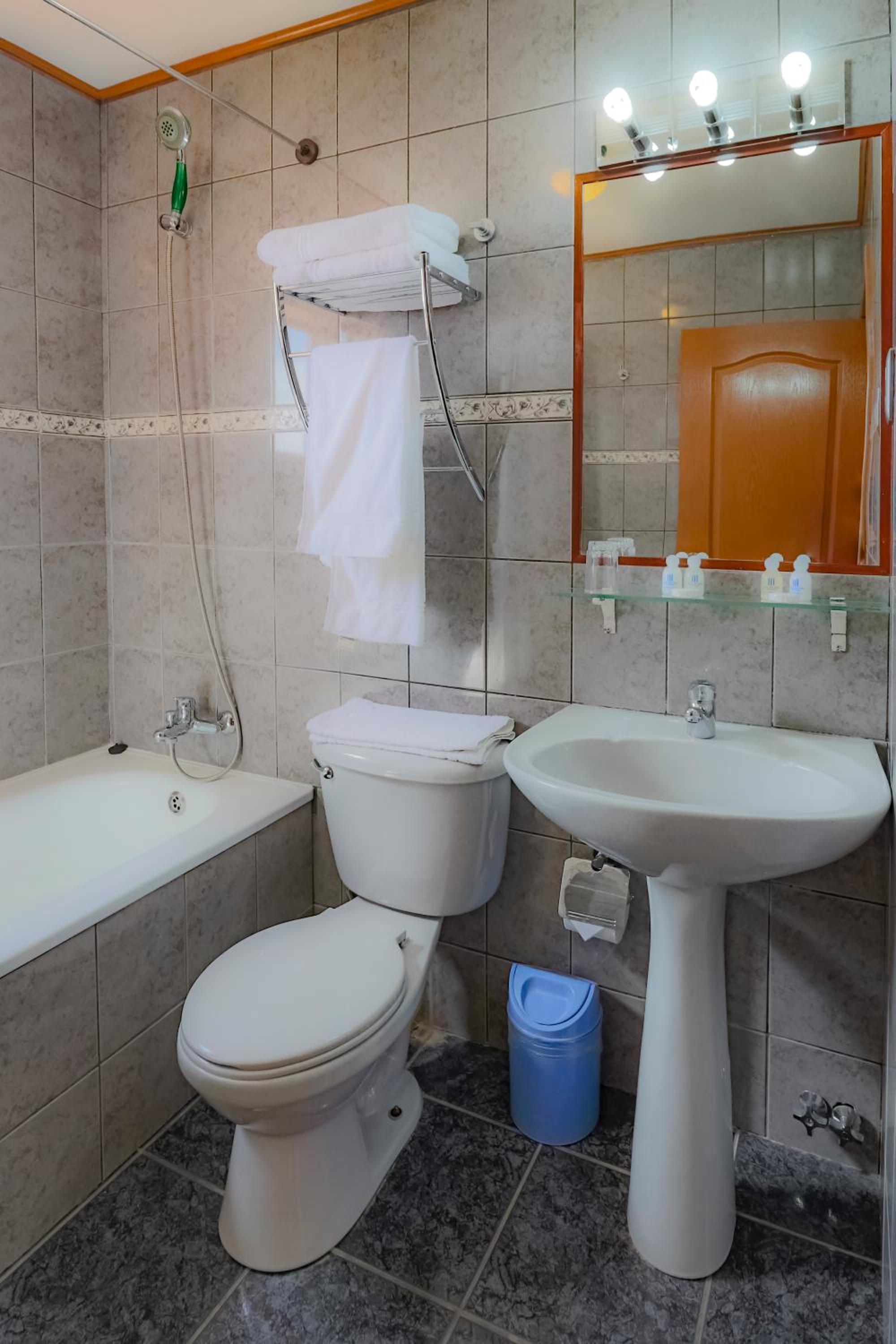 Standard Triple Room photo 1