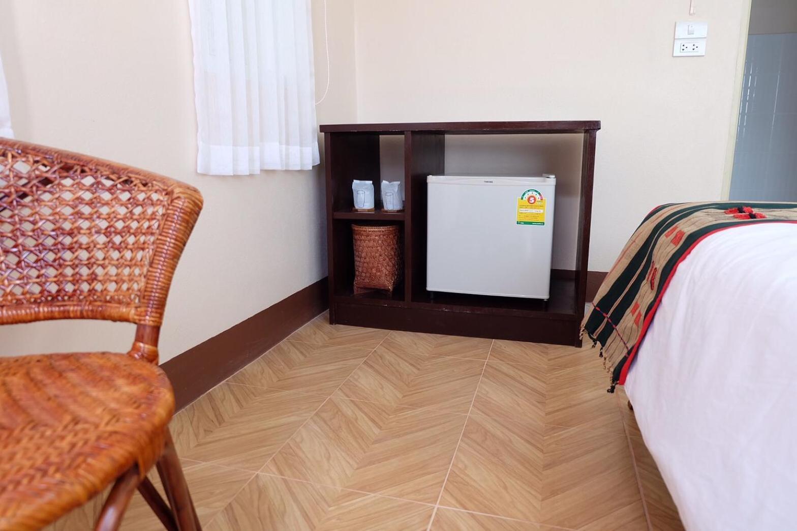 Standard Twin Room - Photo 1
