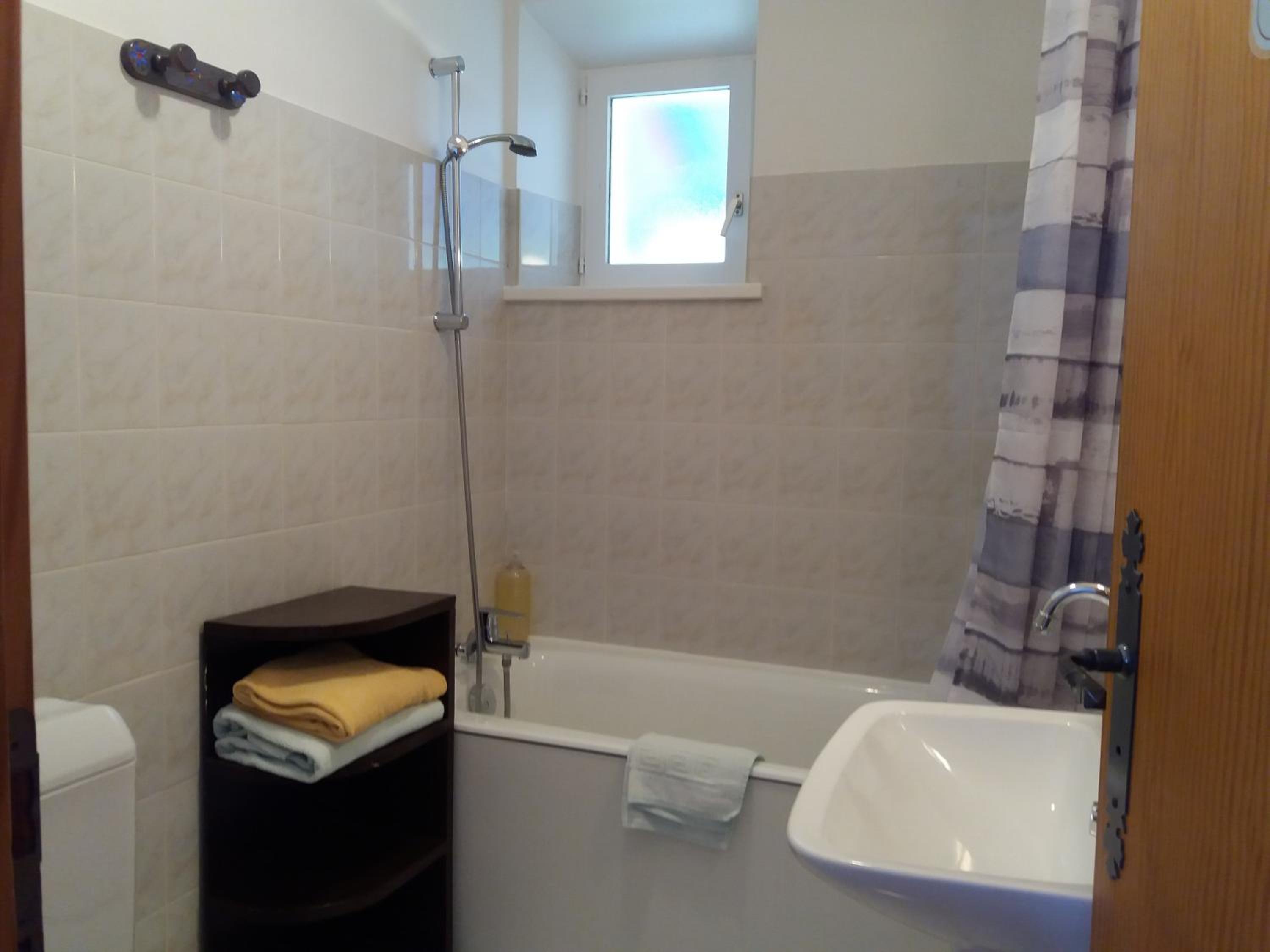 Double Room - Photo 2