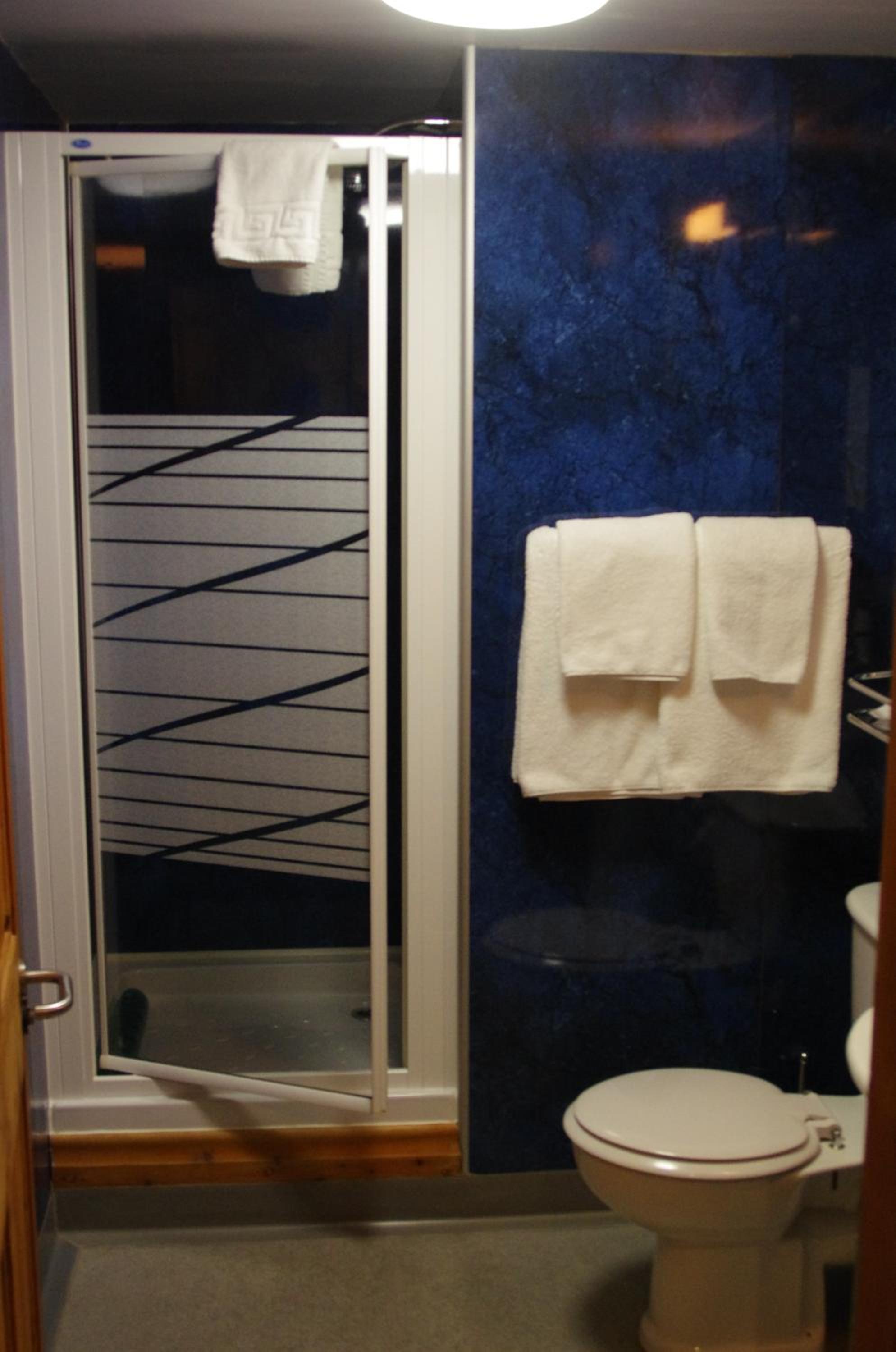 Standard Twin Room photo 2