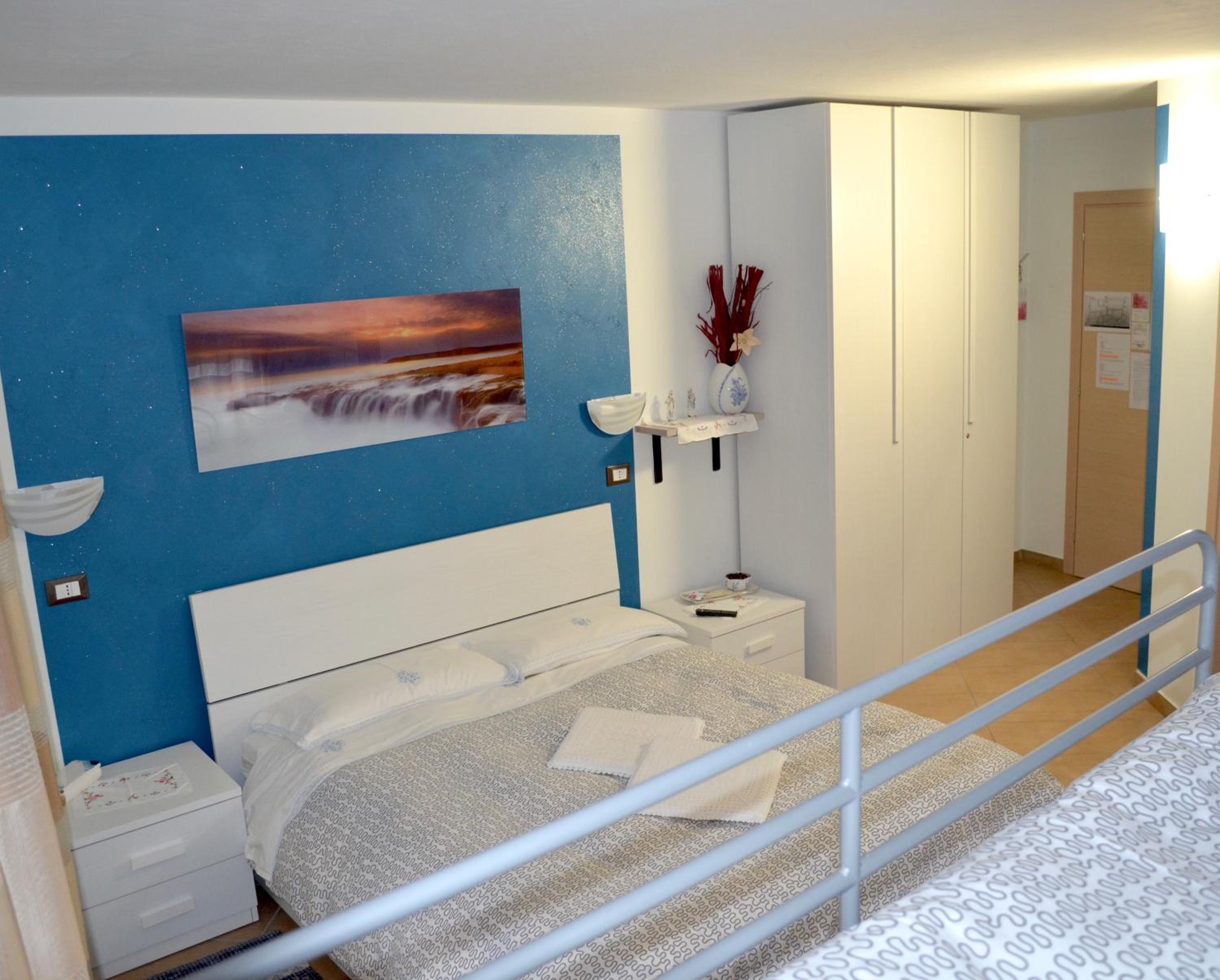 Classic Quadruple Room - Photo 1