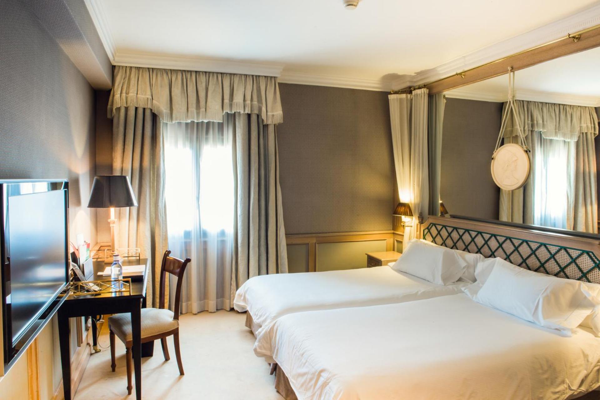 Superior Double Room - Photo 7