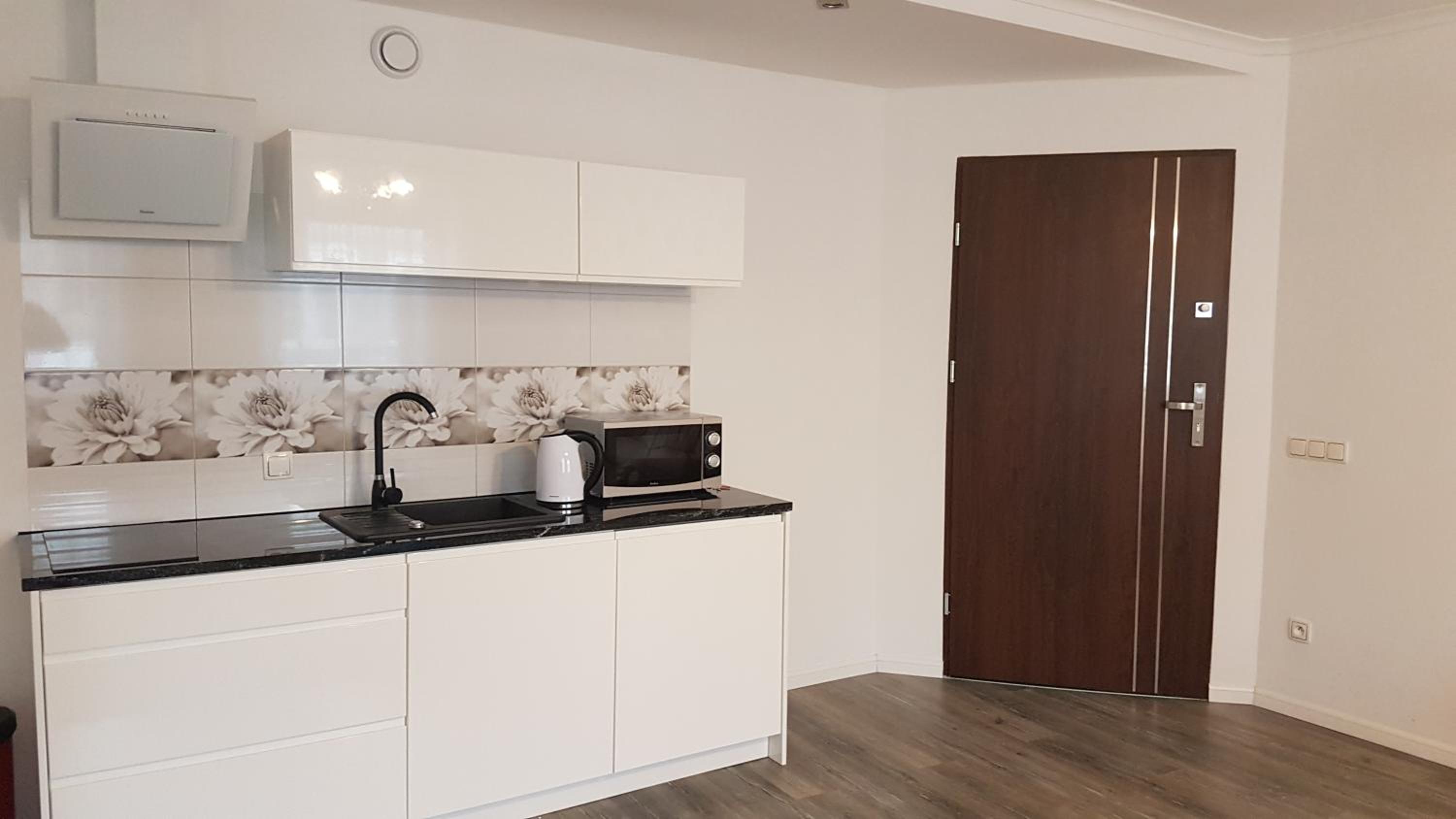 Apartment - Photo 5