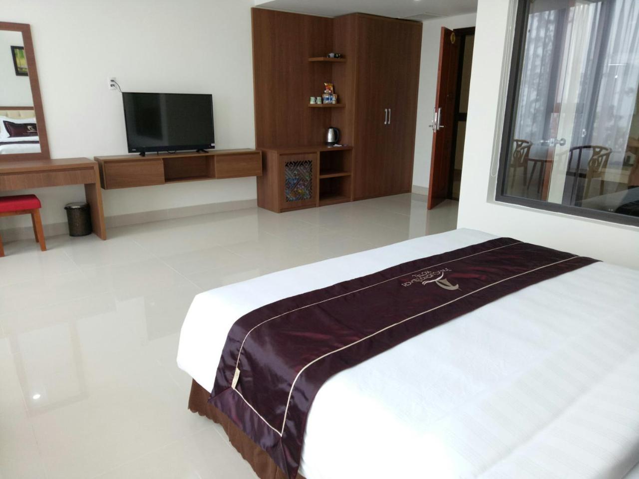 Executive Suite (Non Smoking) photo 1