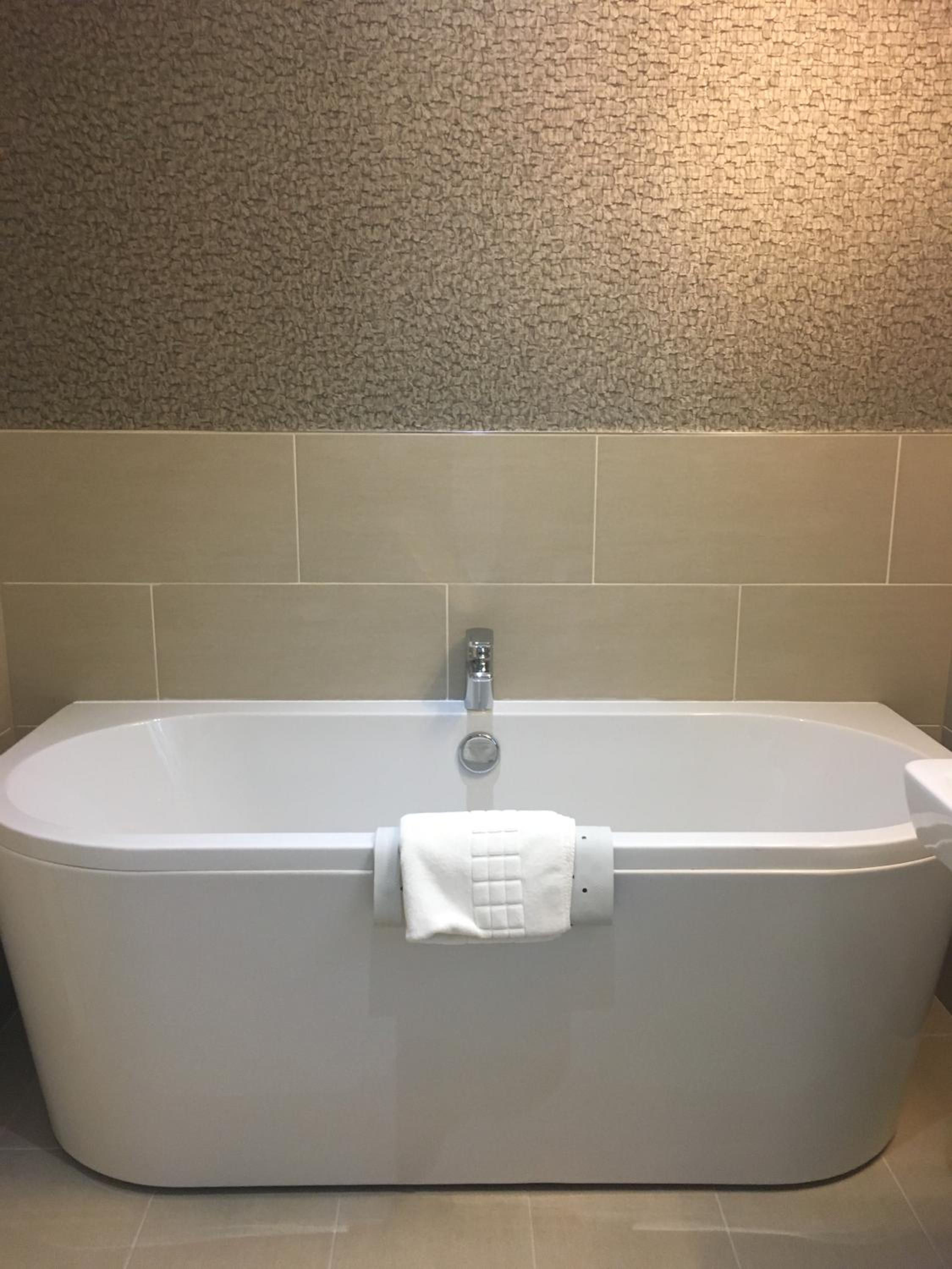 Classic Twin Room - Photo 2