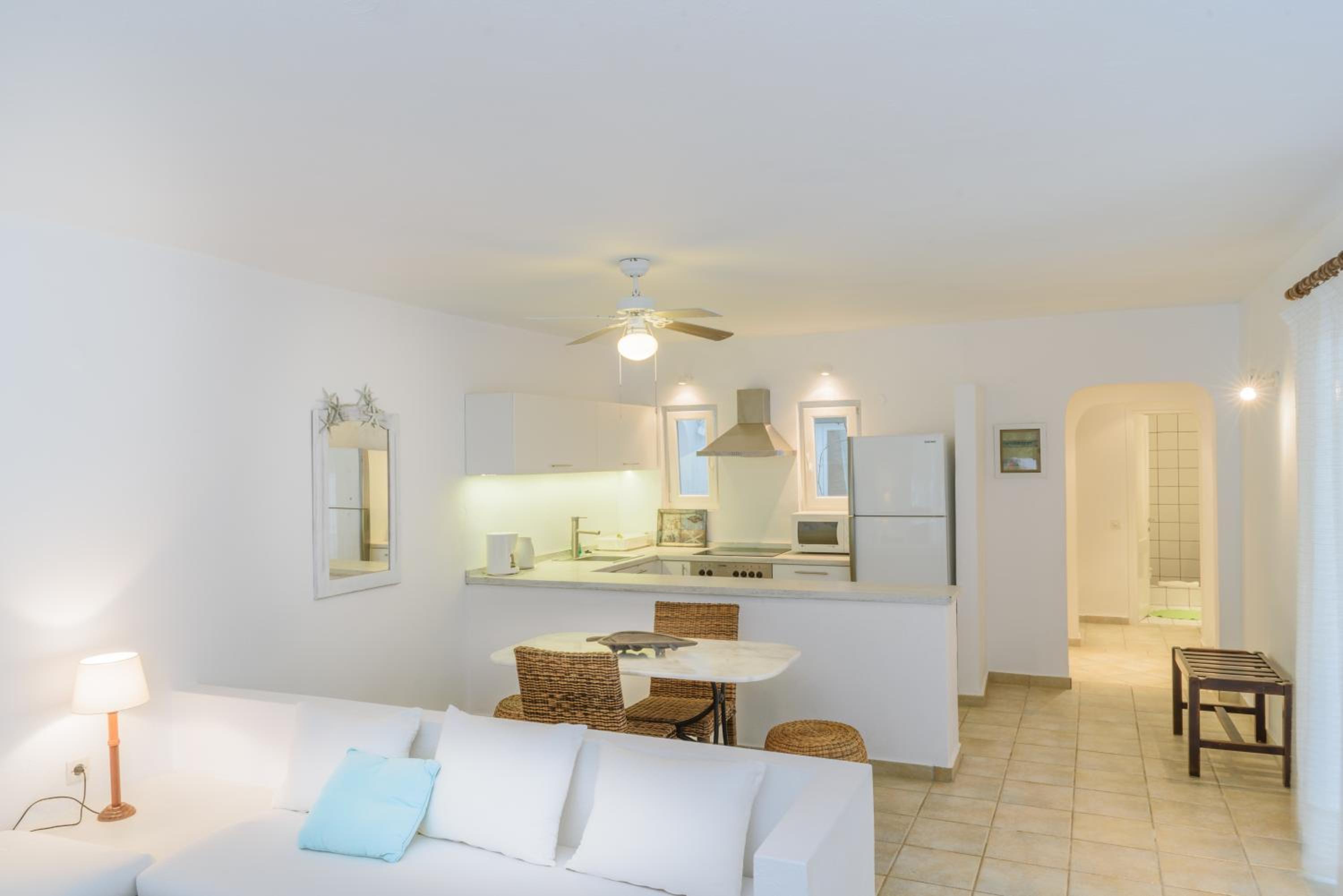 Two-Bedroom Suite photo 3