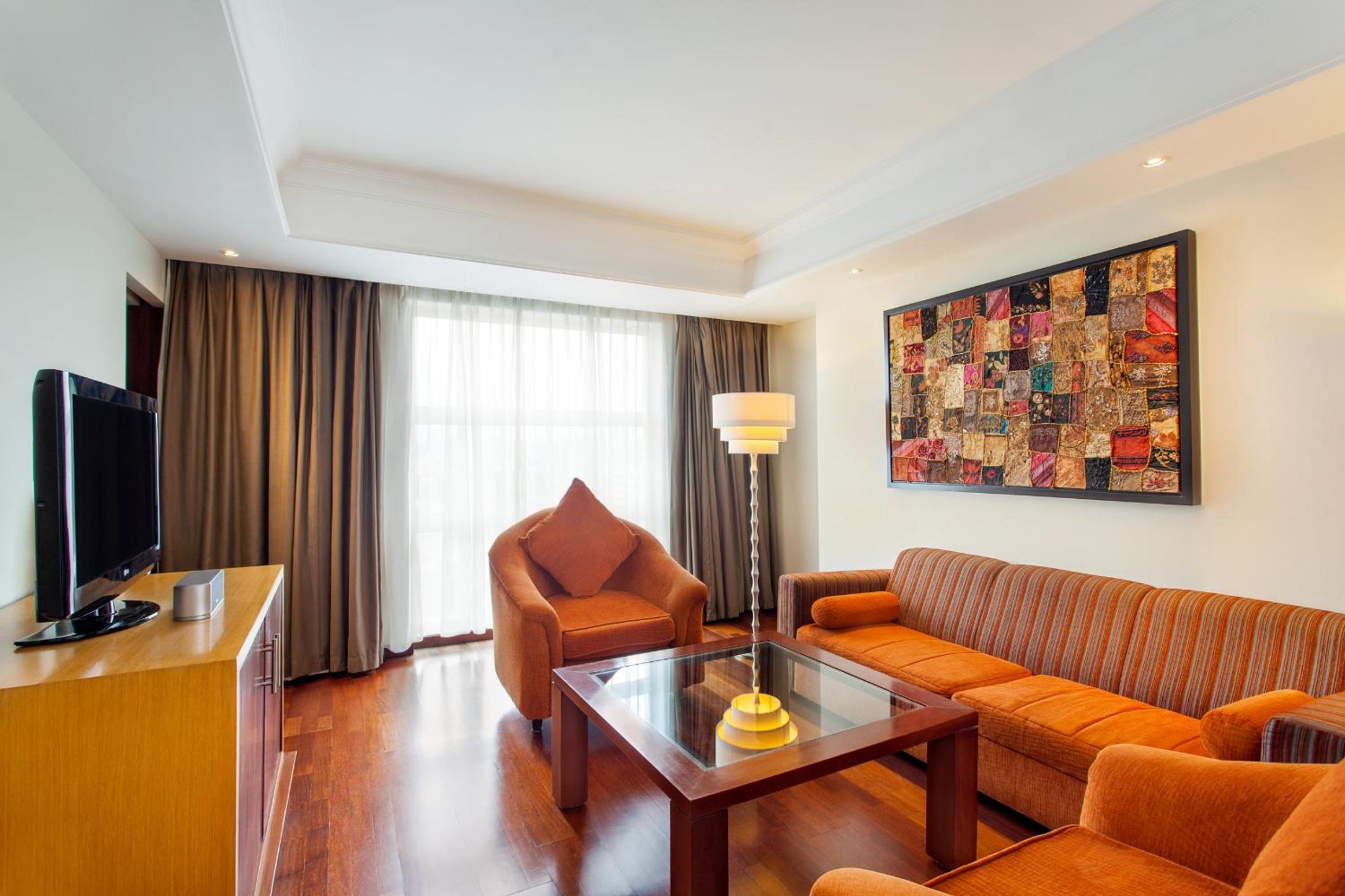 Superior Queen Suite photo 2