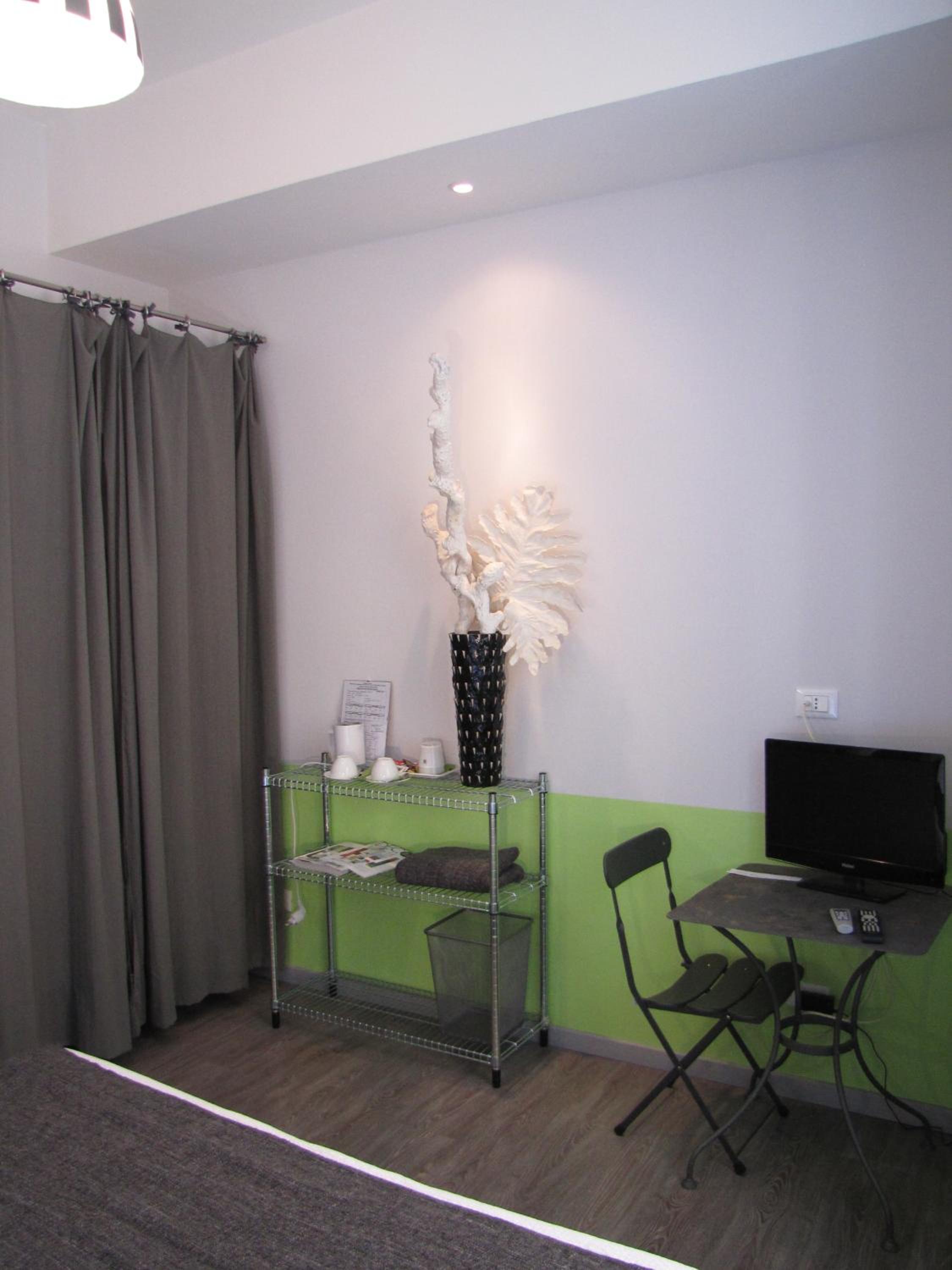 Double or Twin Room photo 3