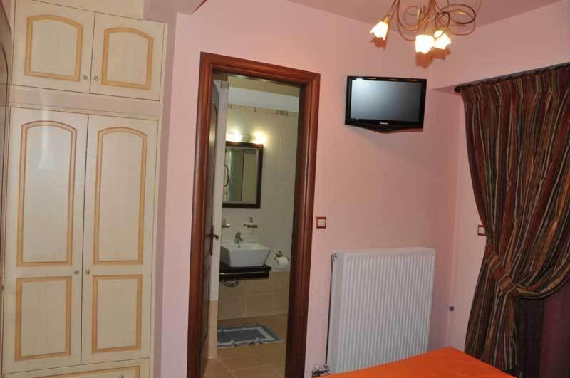 Single Room with Balcony photo 2