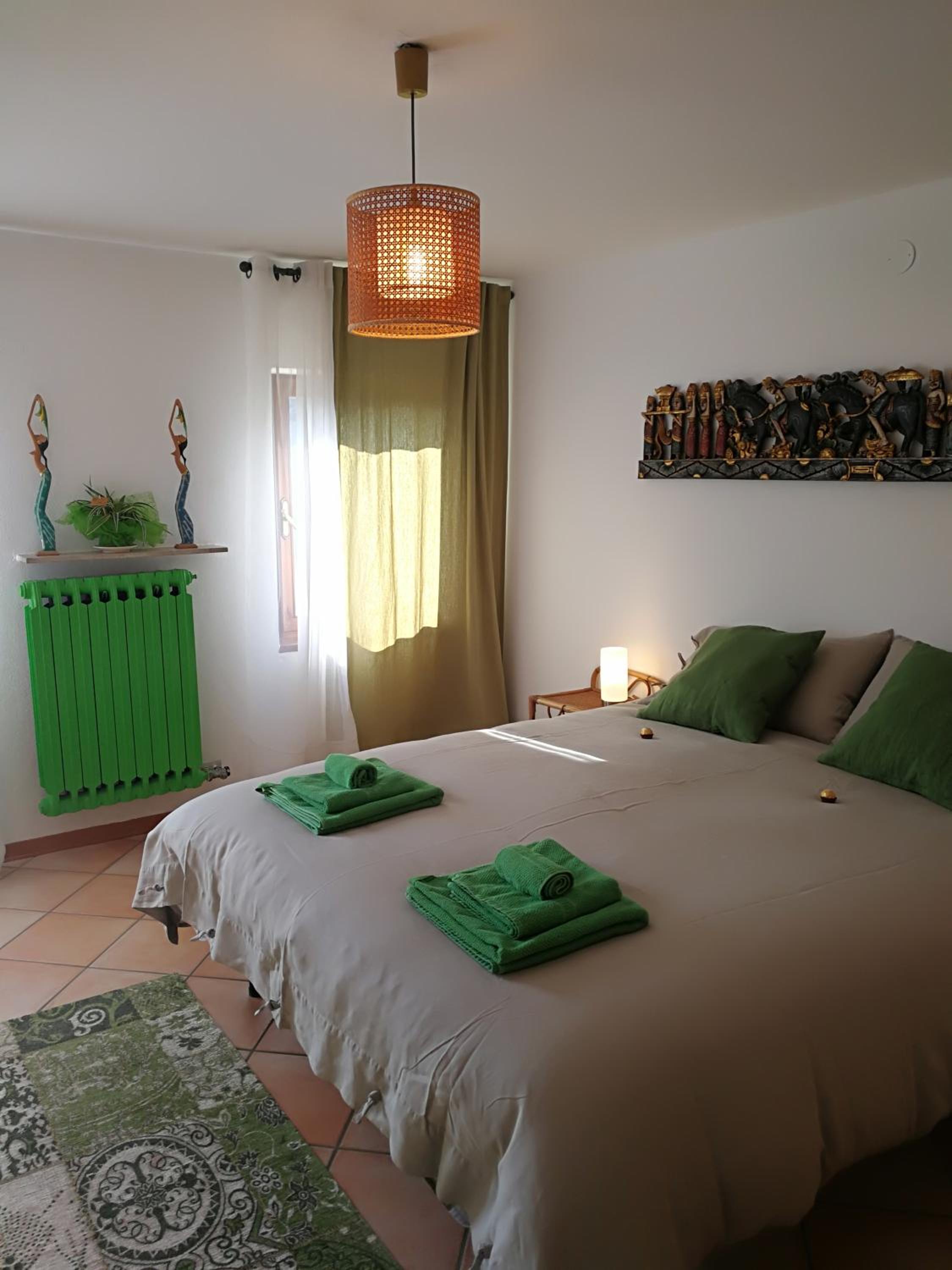 Double Room with Shared Bathroom