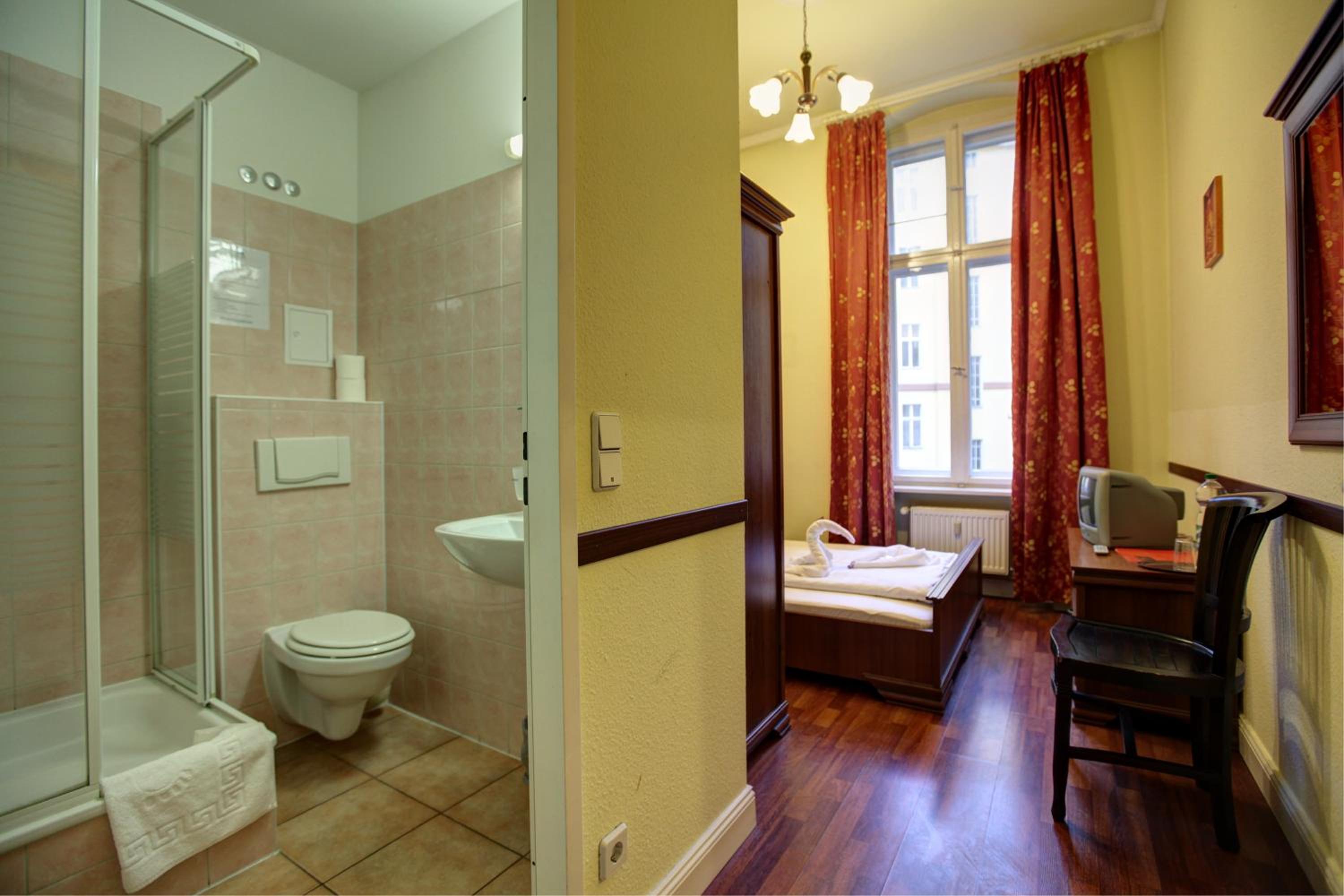 Standard Single Room photo 1