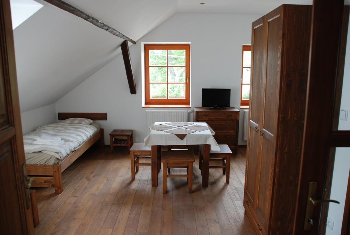 Quadruple Room with Shared Kitchen photo 2
