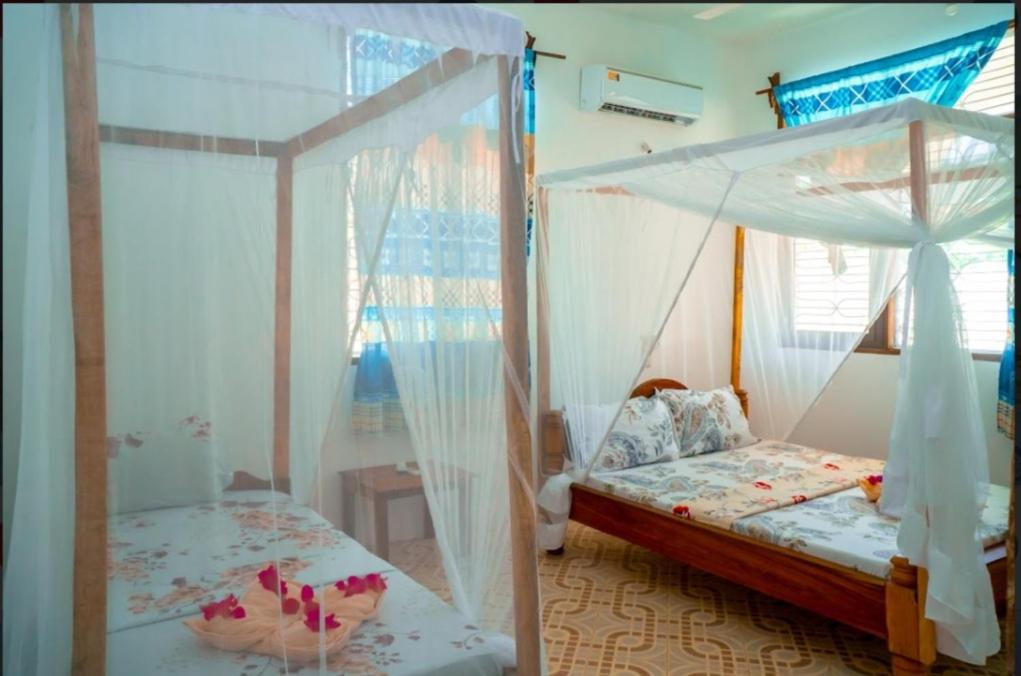 Comfort Triple Room with Shower