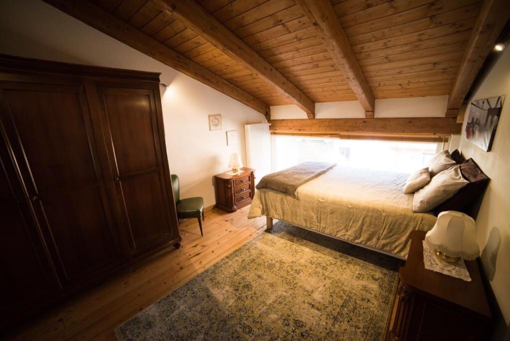 One-Bedroom House - Photo 26