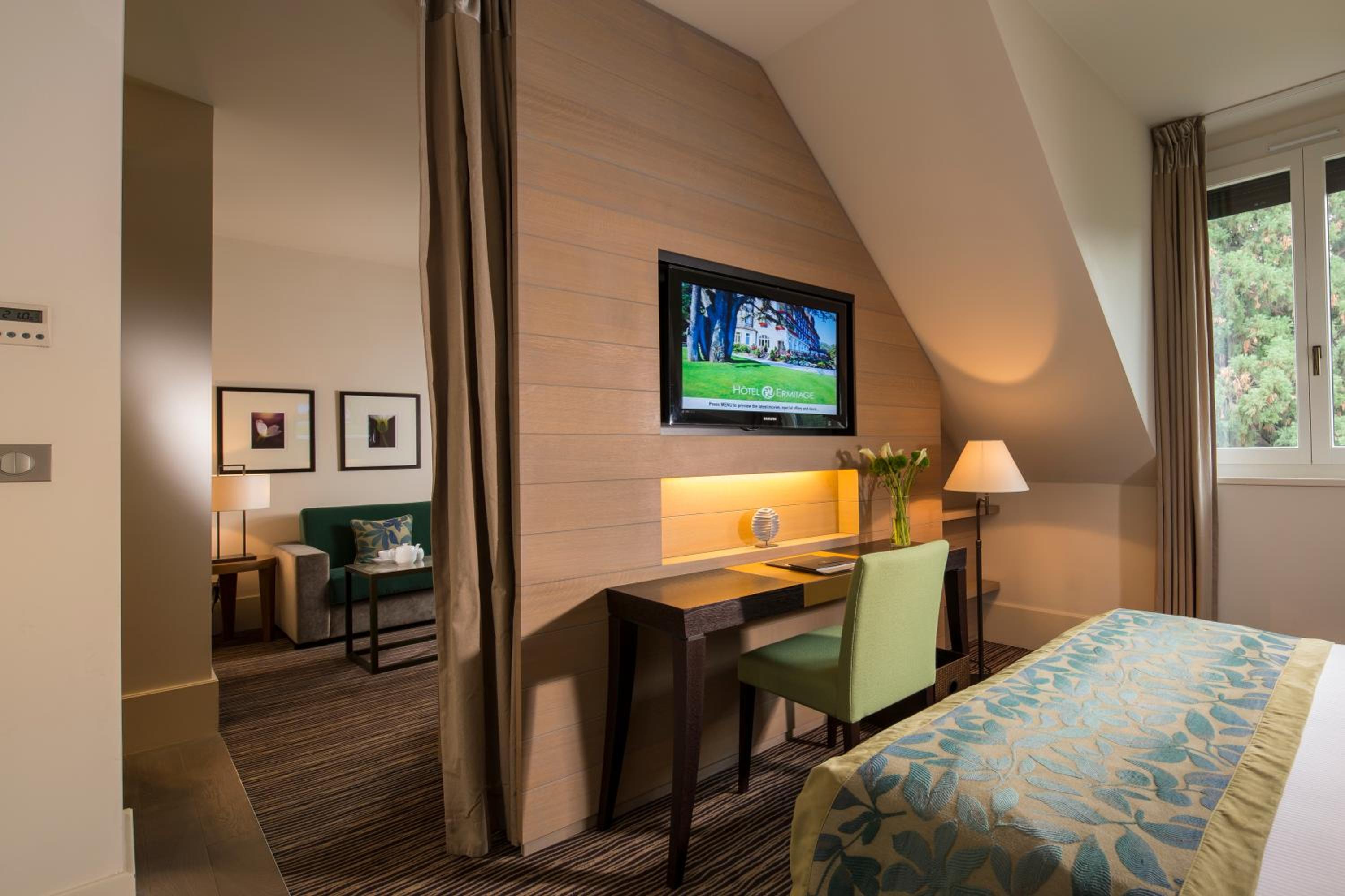 Privilege Room - South Side - Photo 4