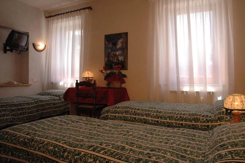 Comfort Triple Room - Photo 2