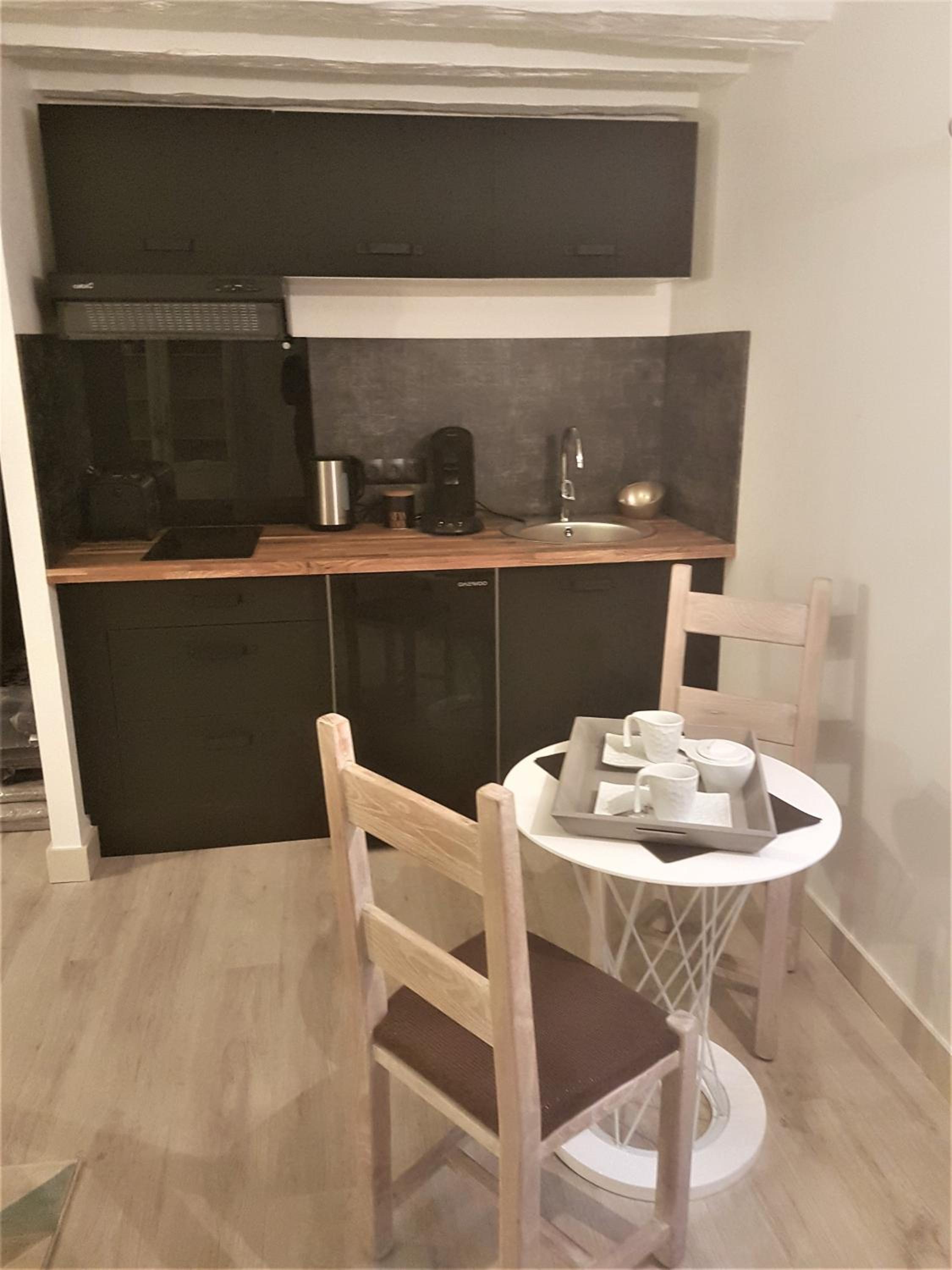 Apartment - Photo 14