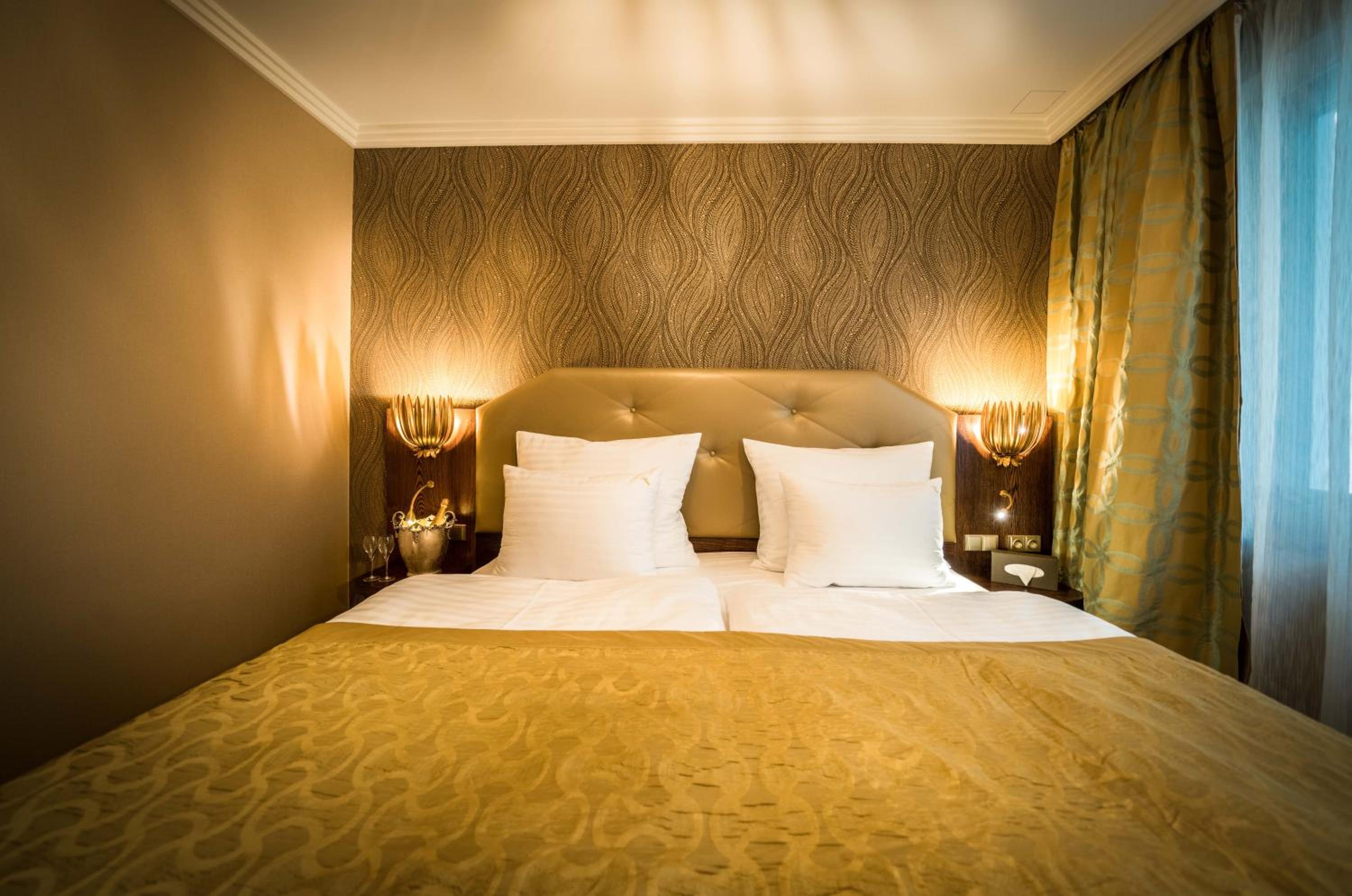 Superior Double or Twin Room photo 1