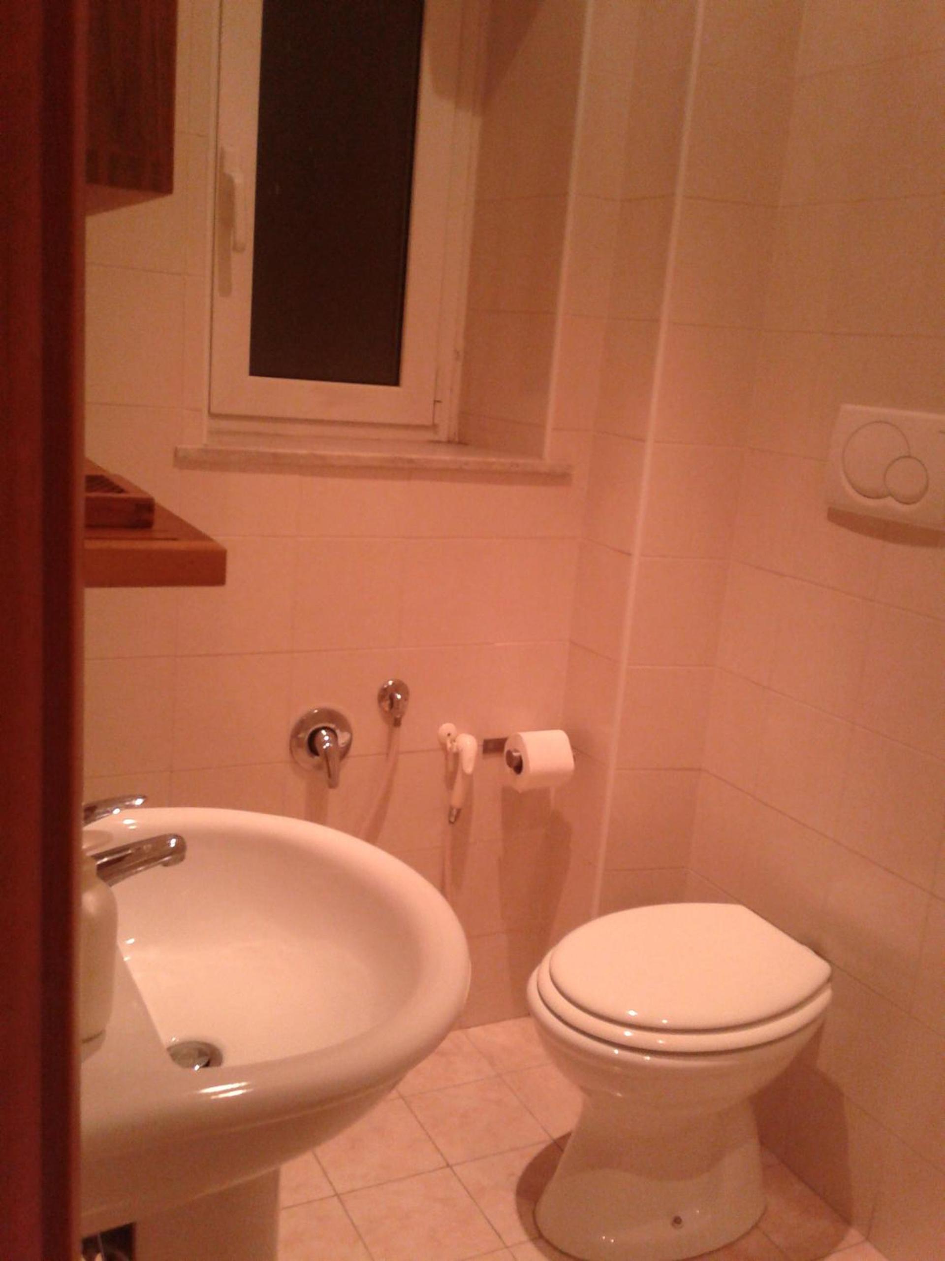 Quadruple Room with Private External Bathroom photo 3