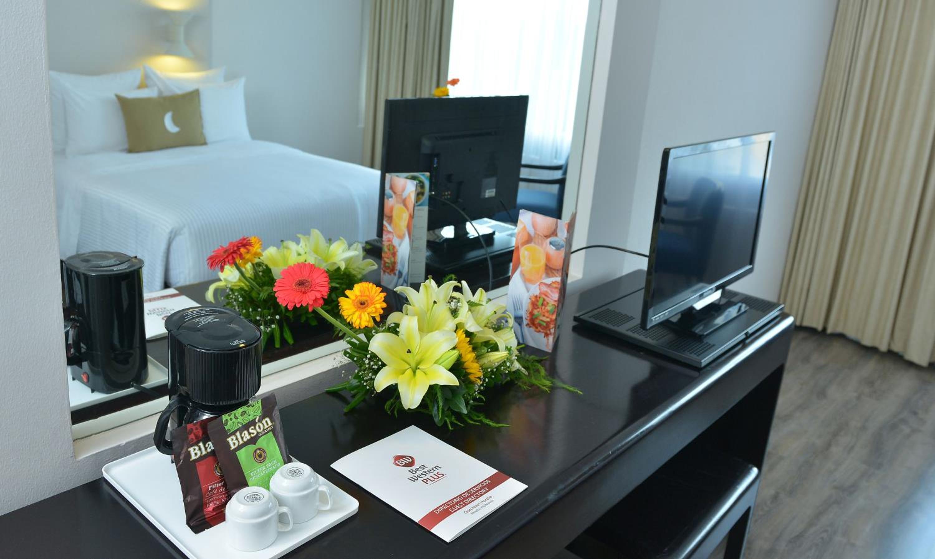 Twin Room - Photo 2
