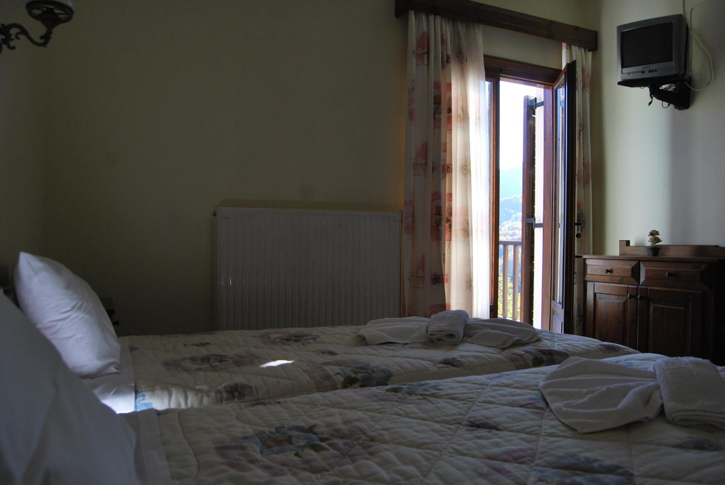 Triple Room - Photo 5