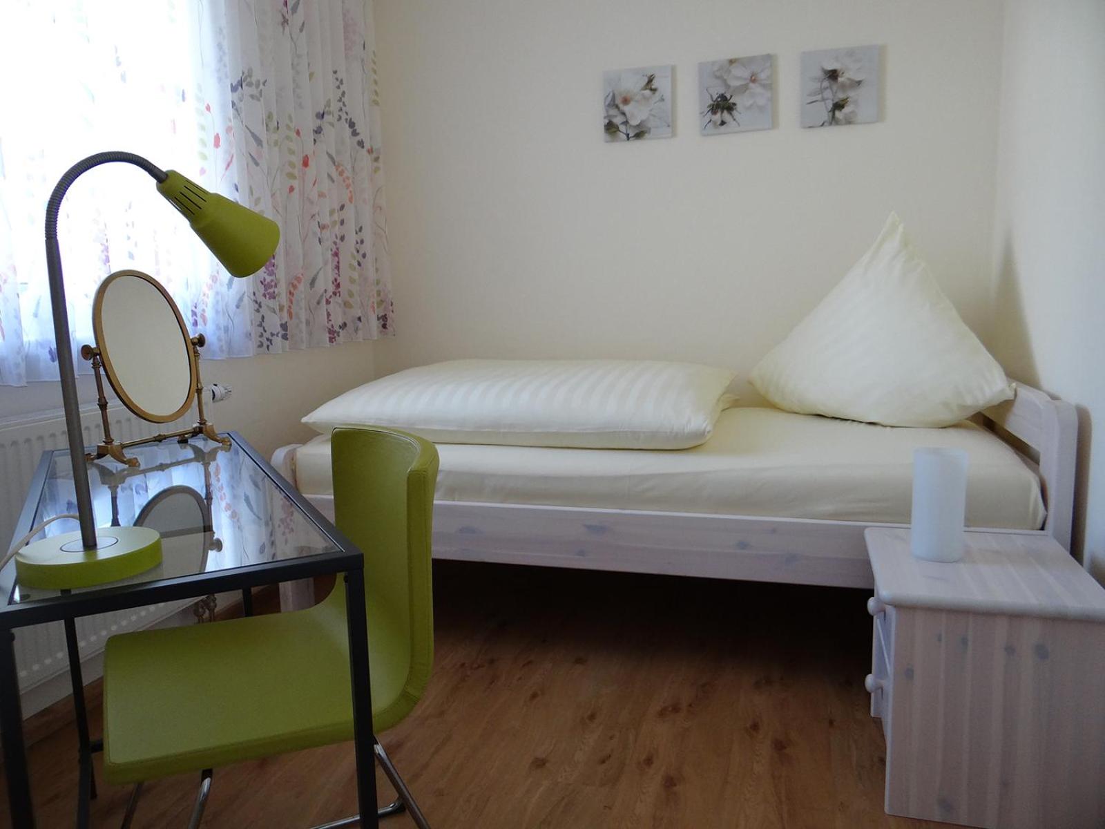 Apartment 2 photo 3