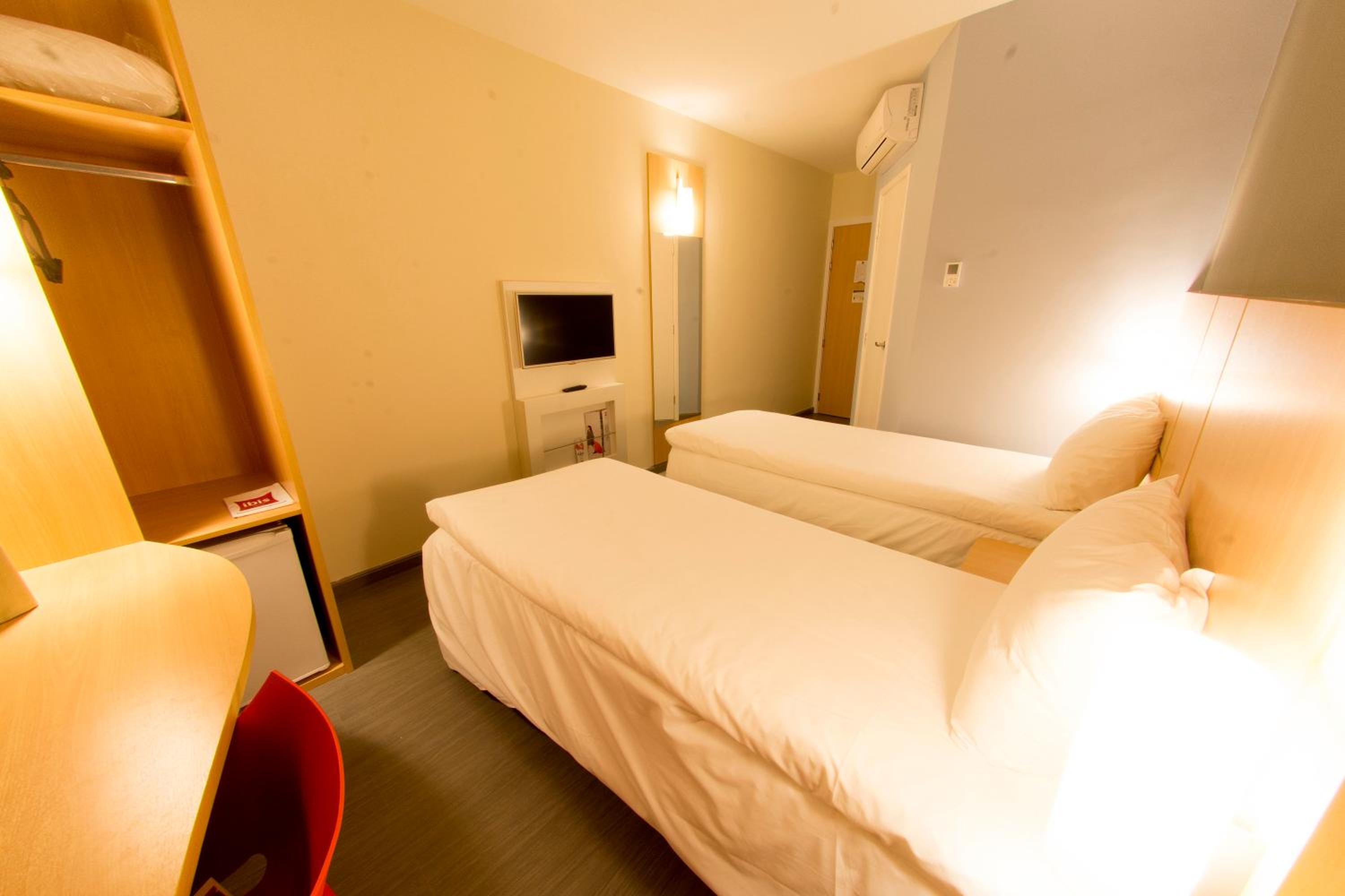 Standard Double Room photo 3