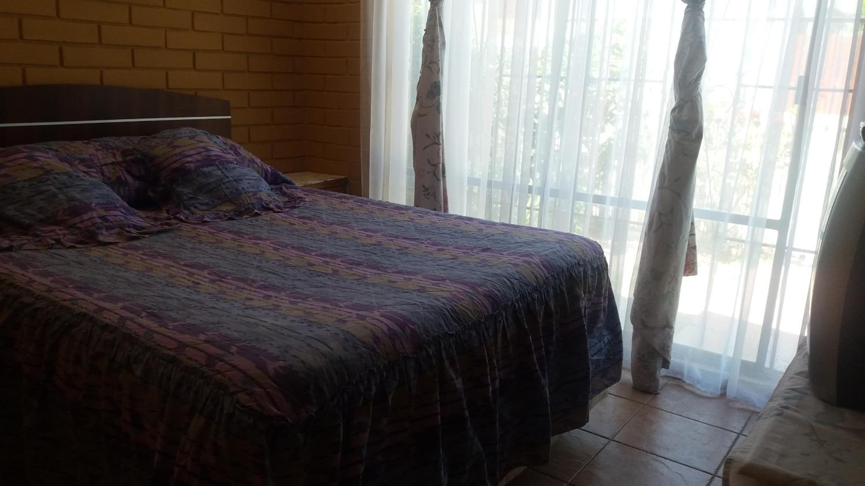 Standard Double Room with Shared Bathroom photo 2