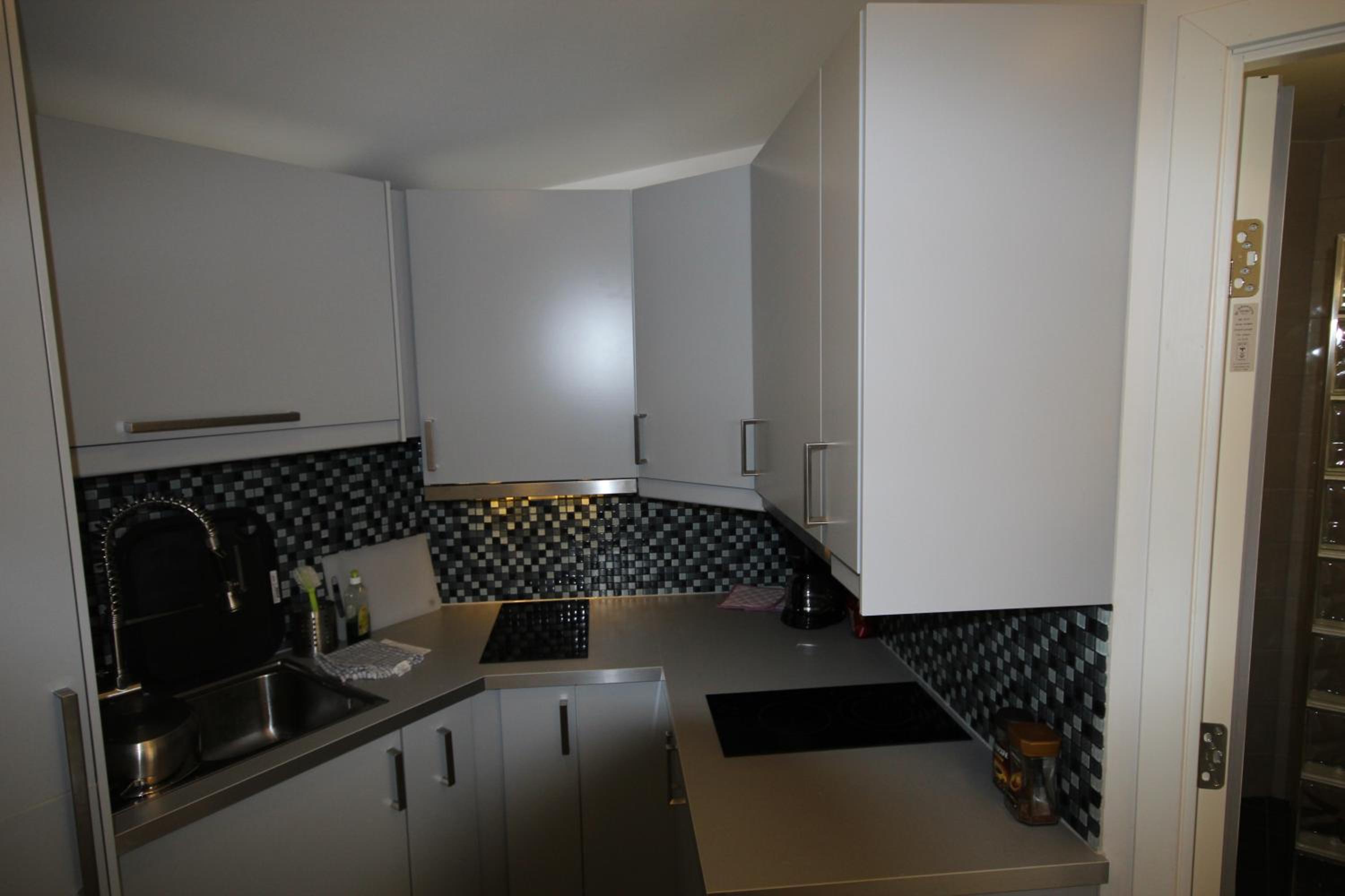Double or Twin Room with Shared Bathroom photo 1
