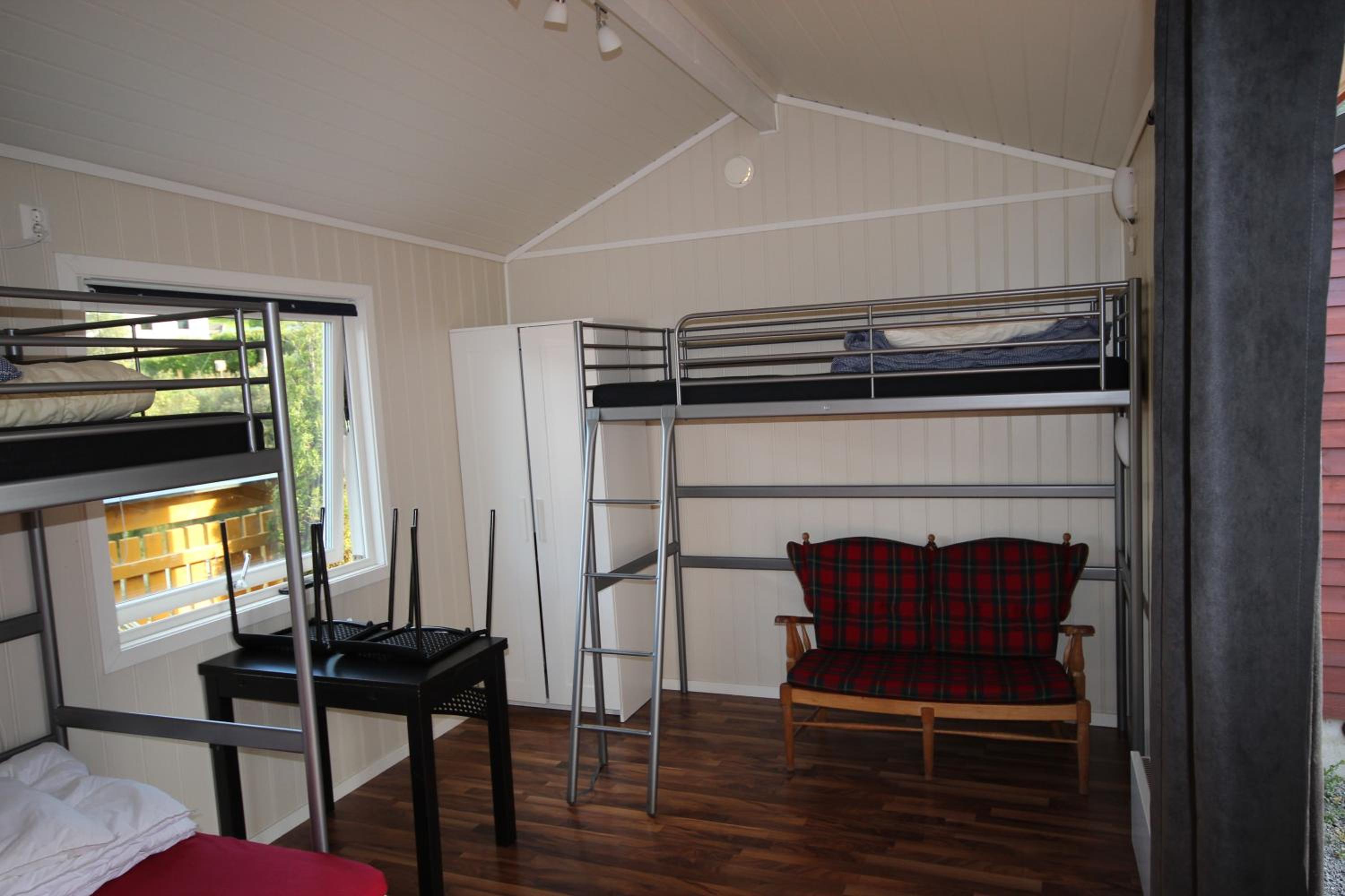 Standard Cottage with Shared Bathroom and Lake View photo 1