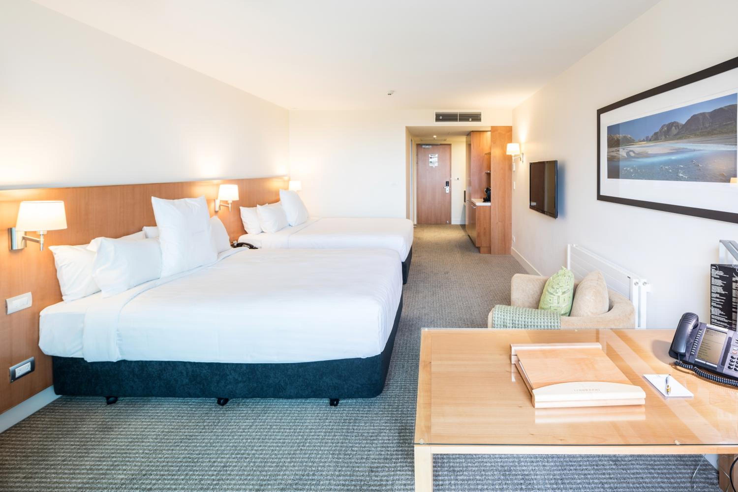 Business Level Room with Two Queen Beds - Photo 1