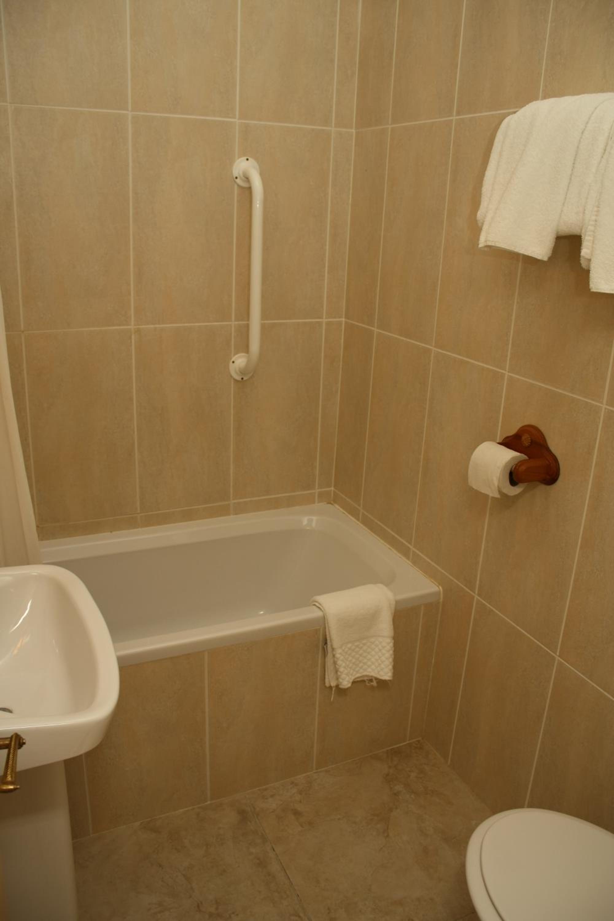 Basic Double Room - Photo 2