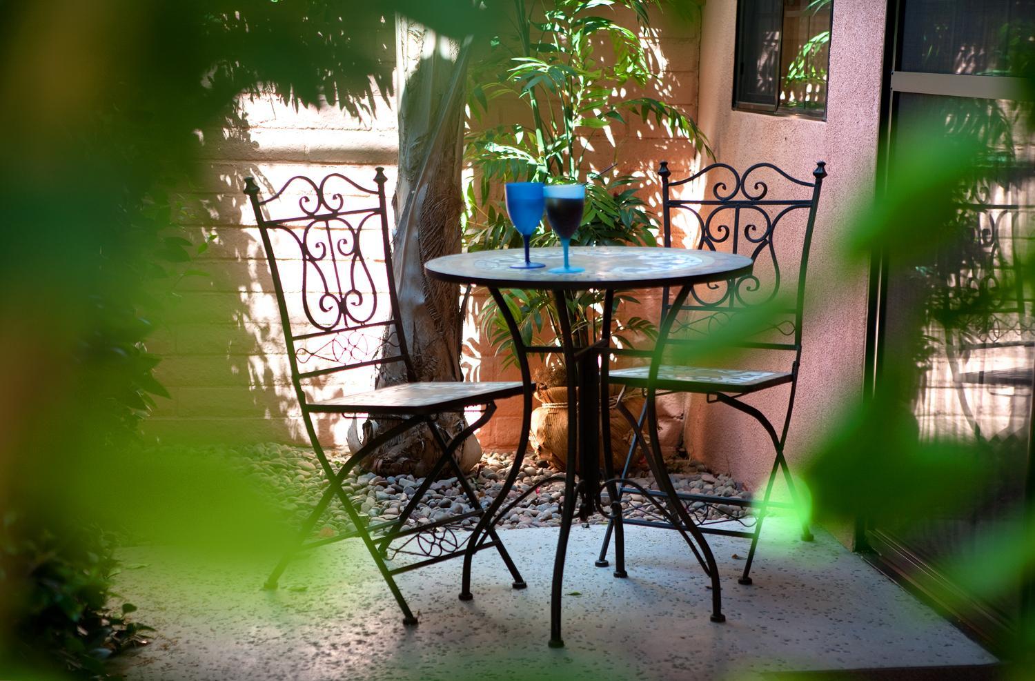 Executive Suite - Photo 3