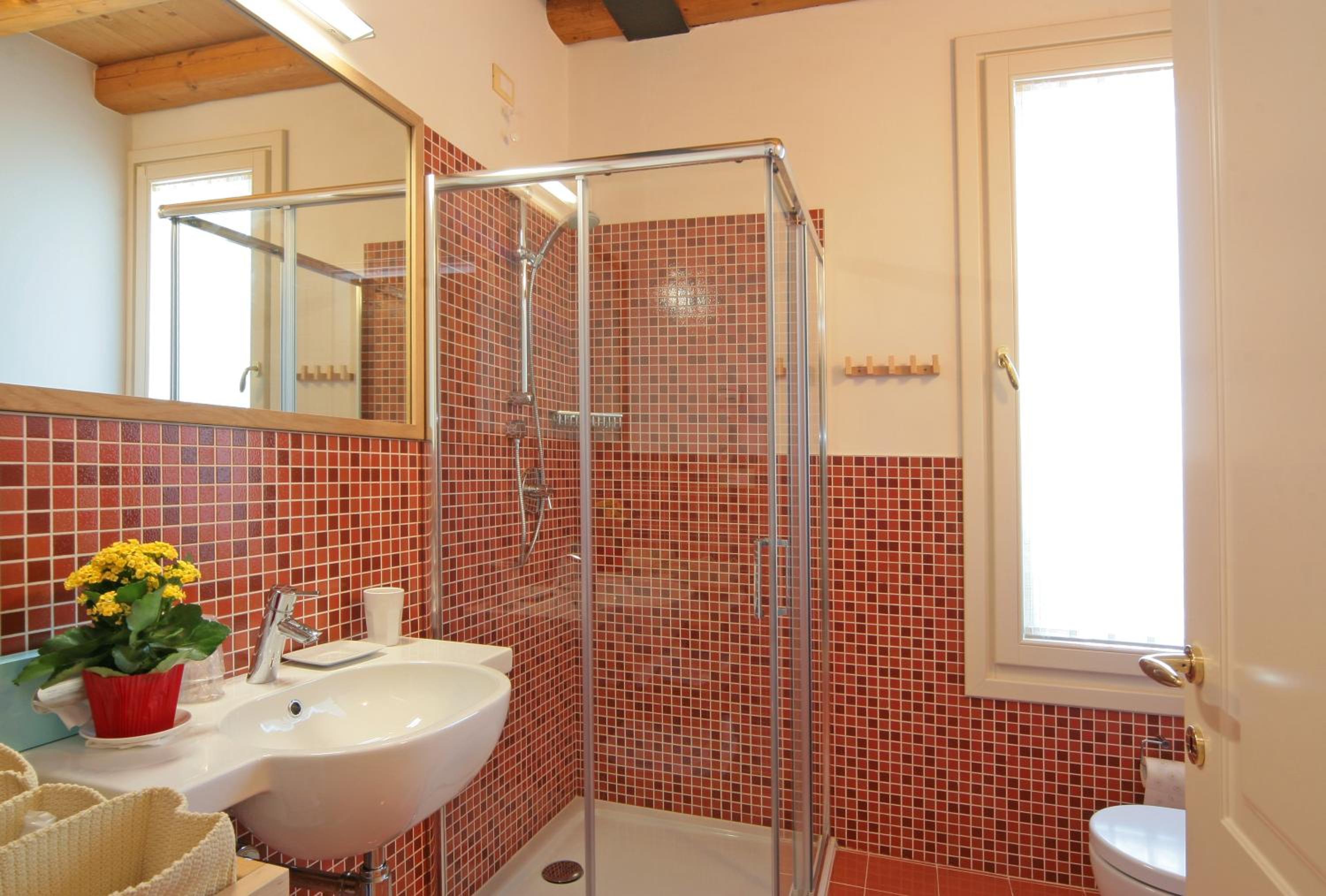 Double or Twin Room - Photo 8
