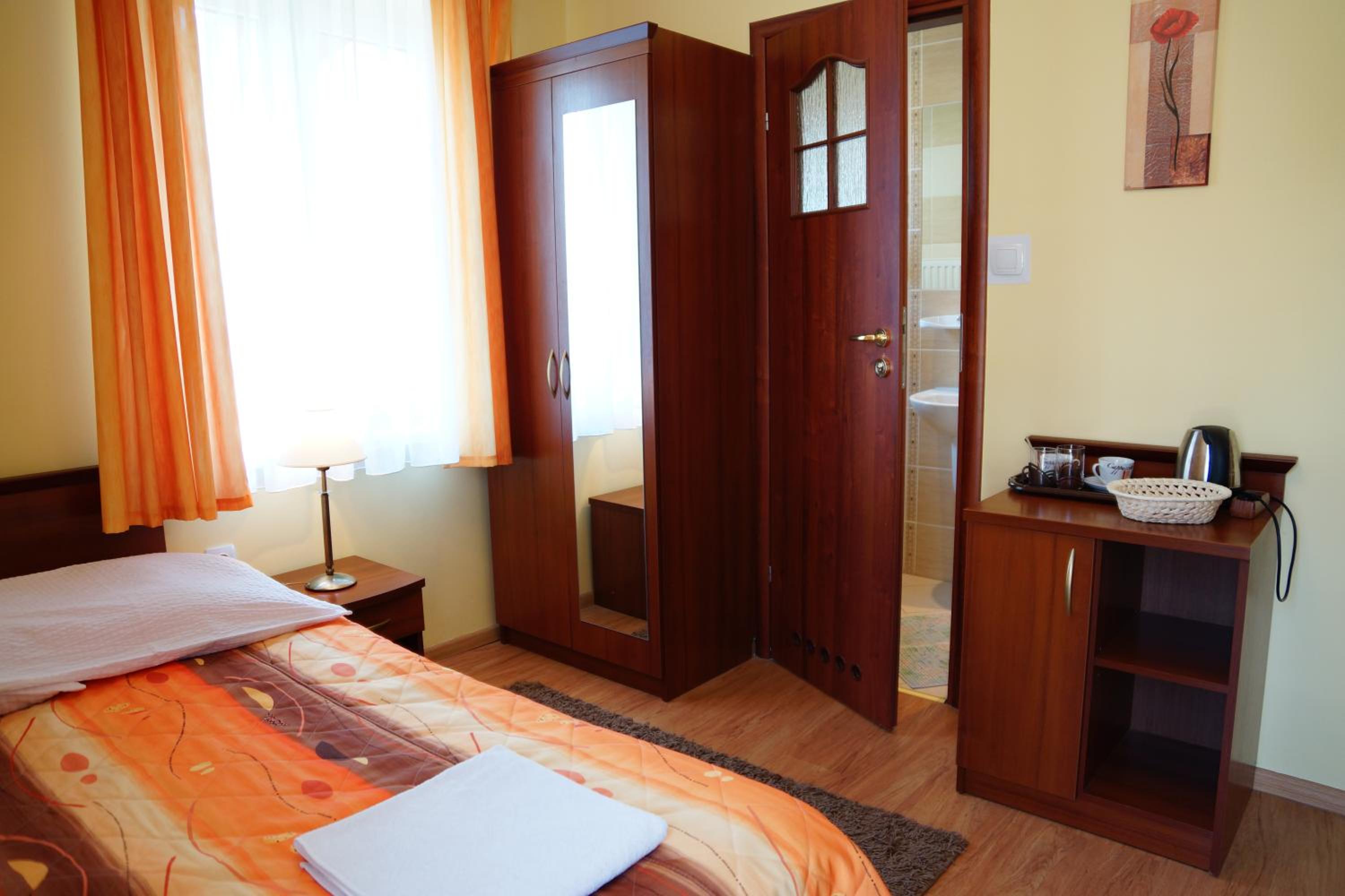 Double Room with Balcony photo 2